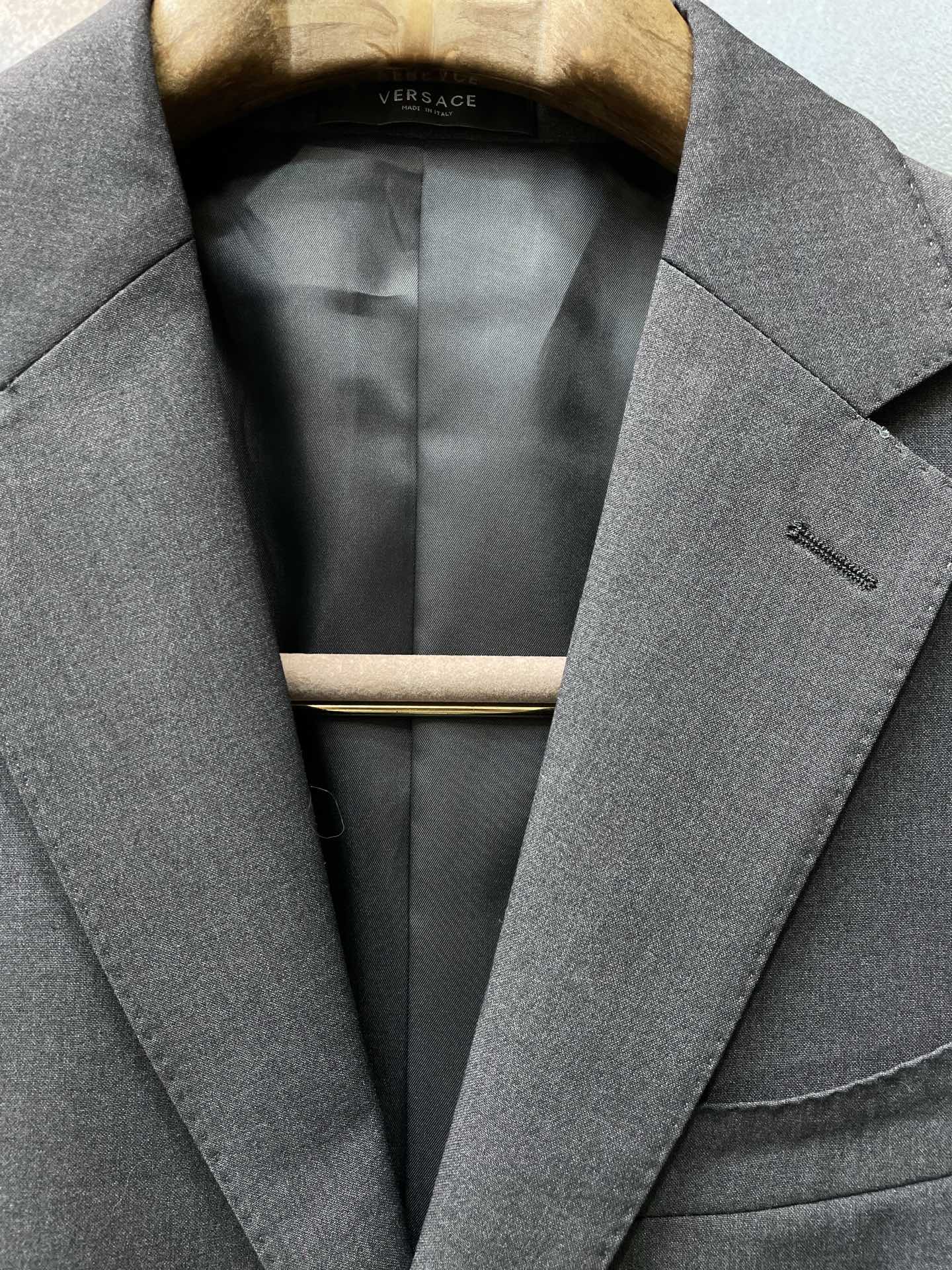 suit