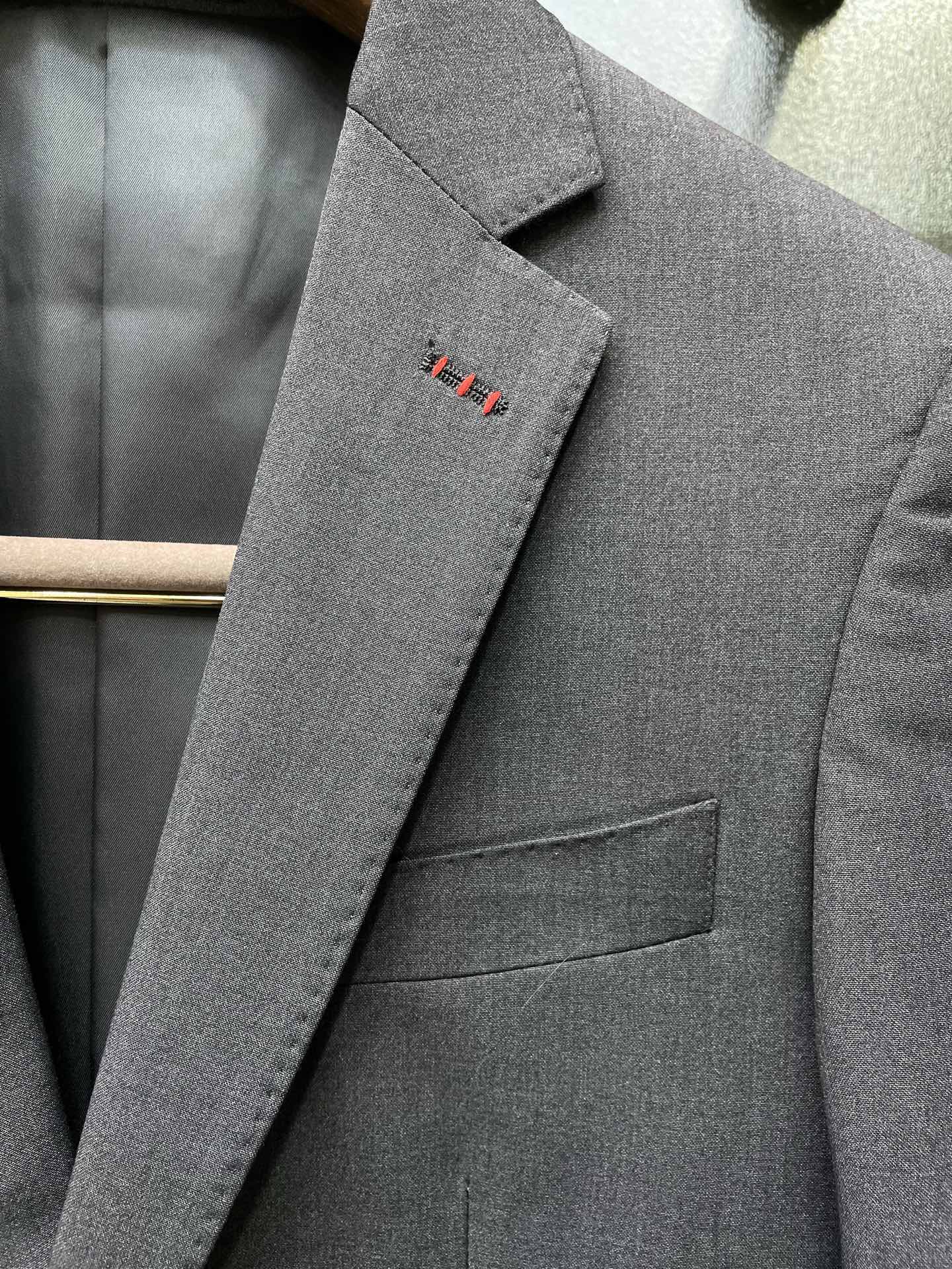 suit