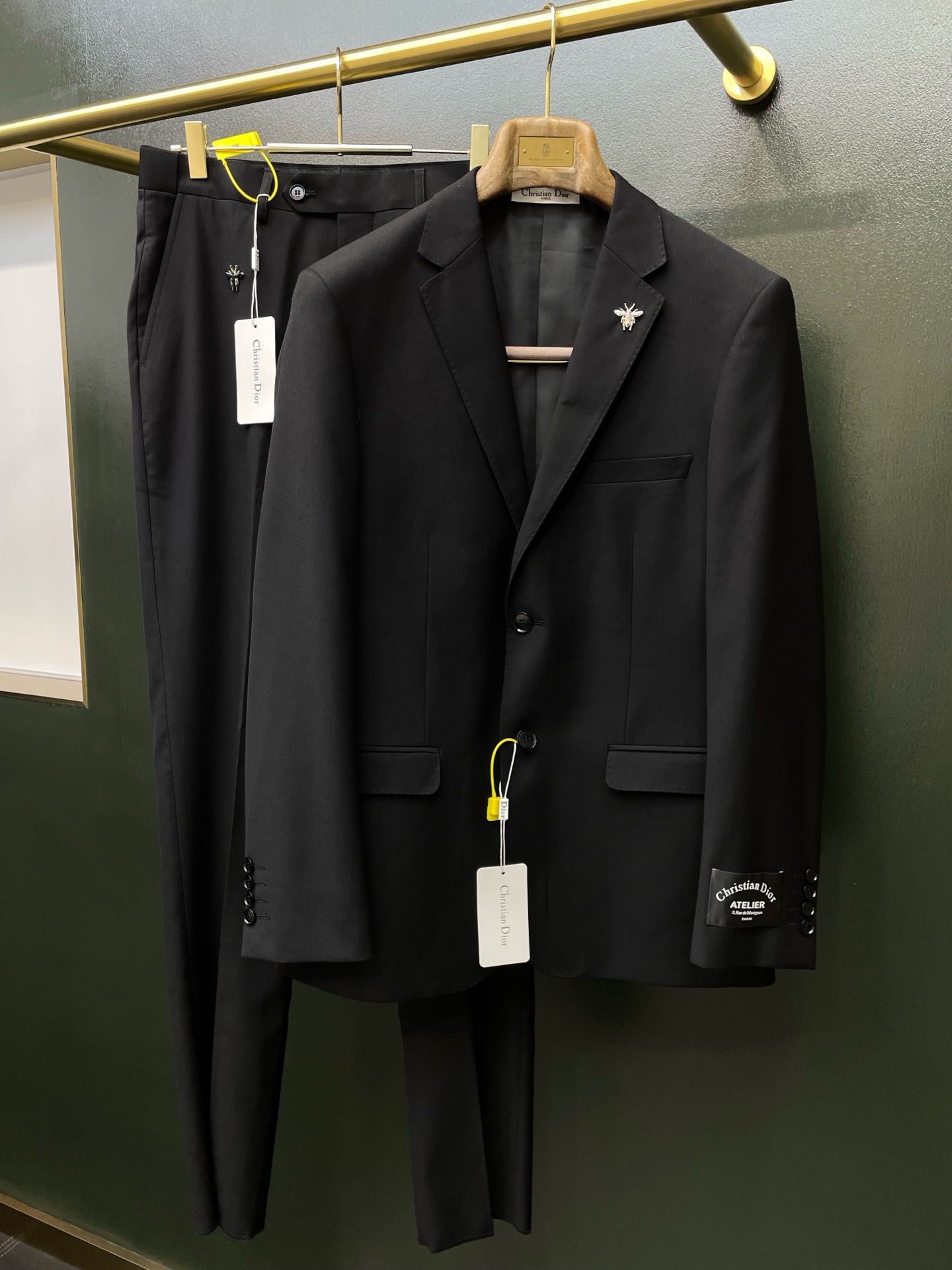 suit