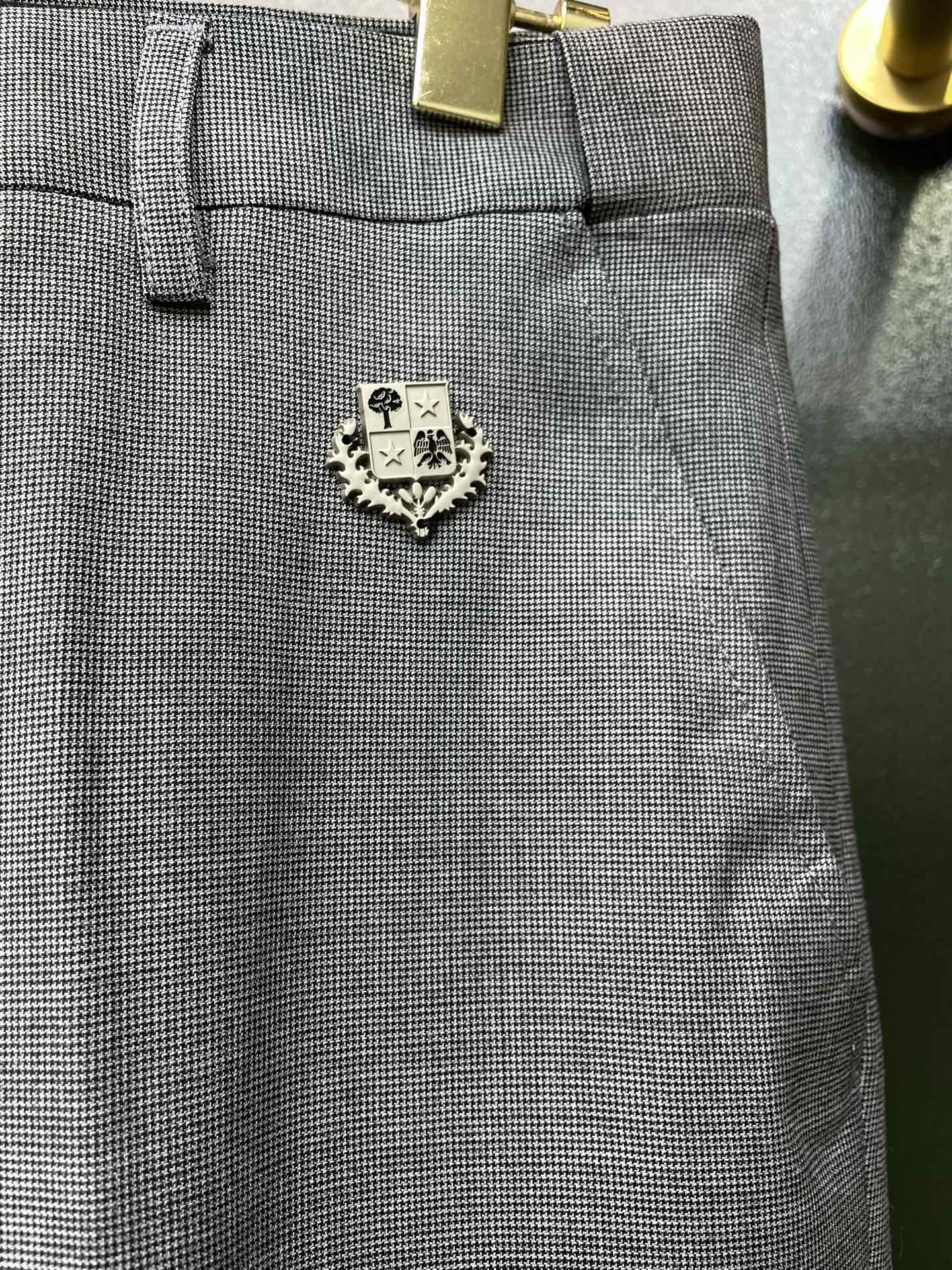suit