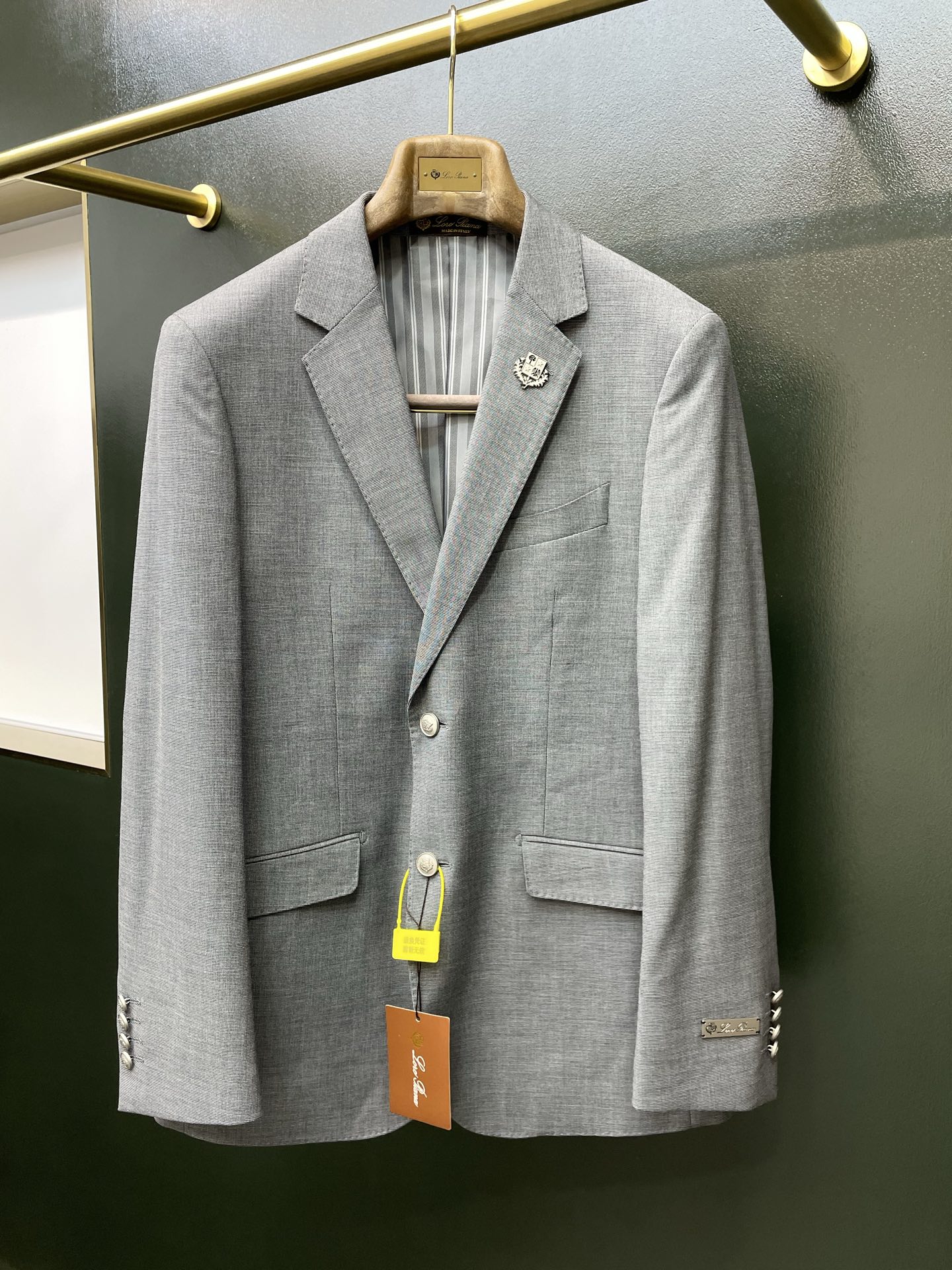 suit