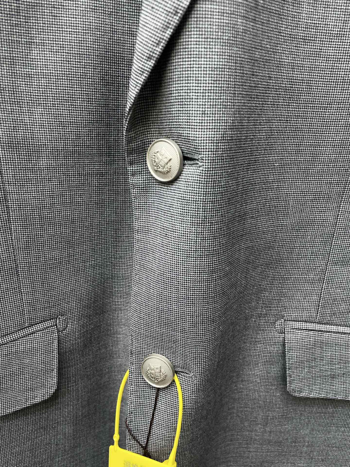 suit