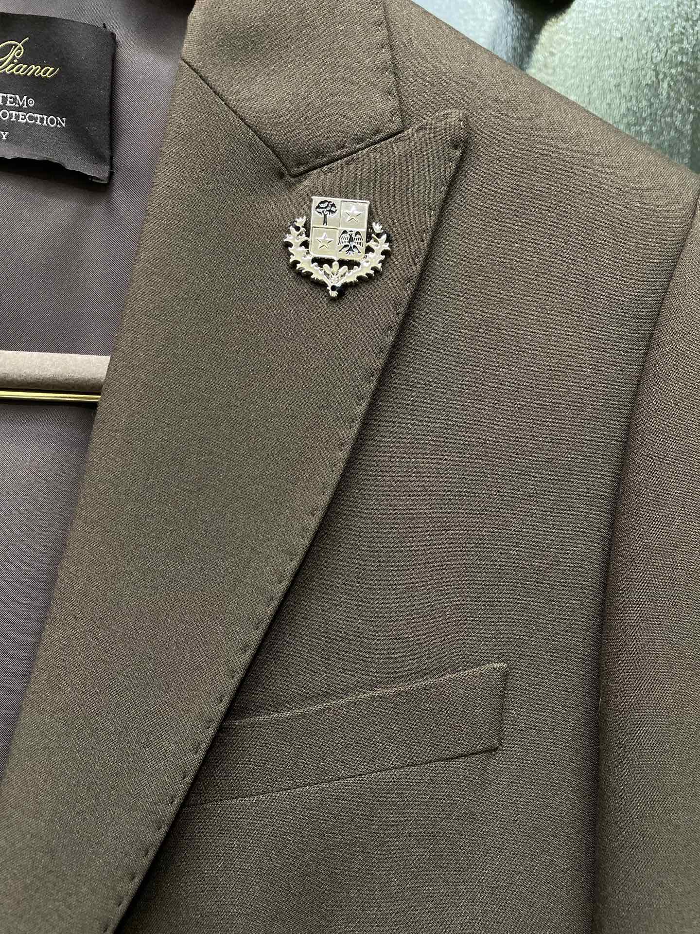 suit