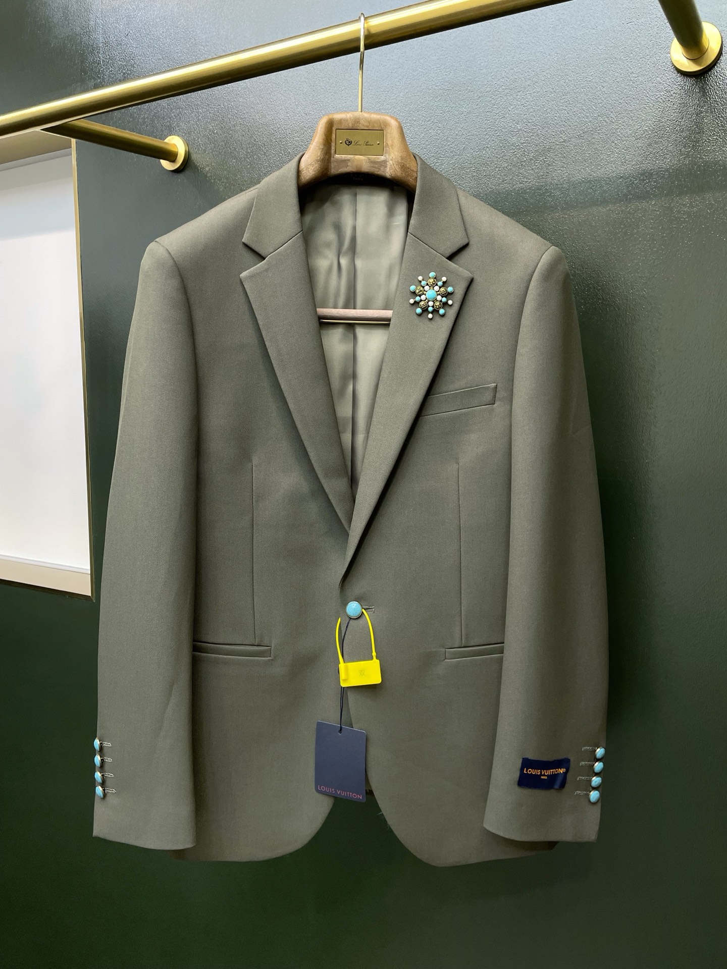 suit