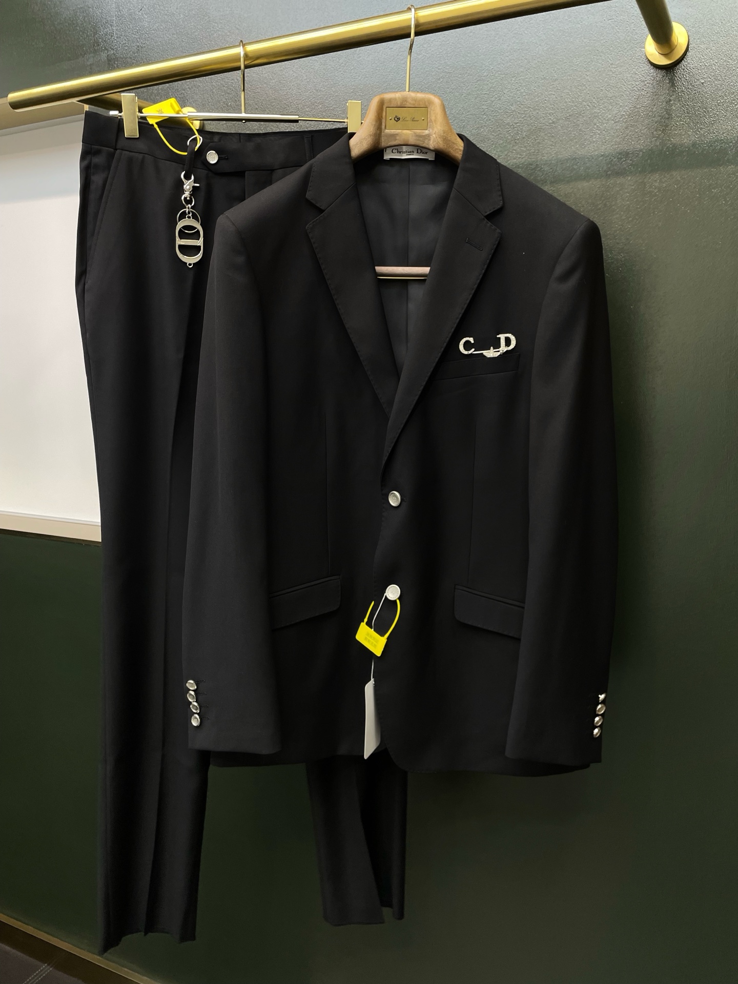 suit