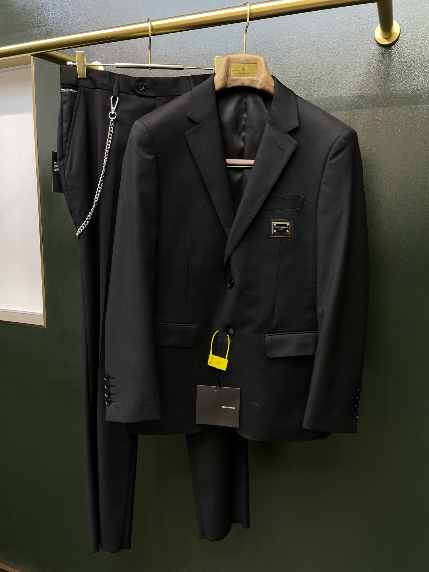suit