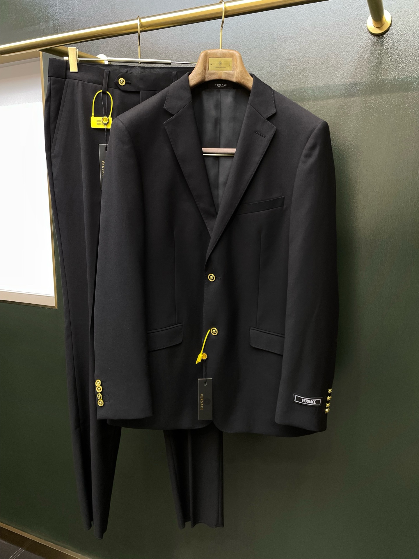 suit