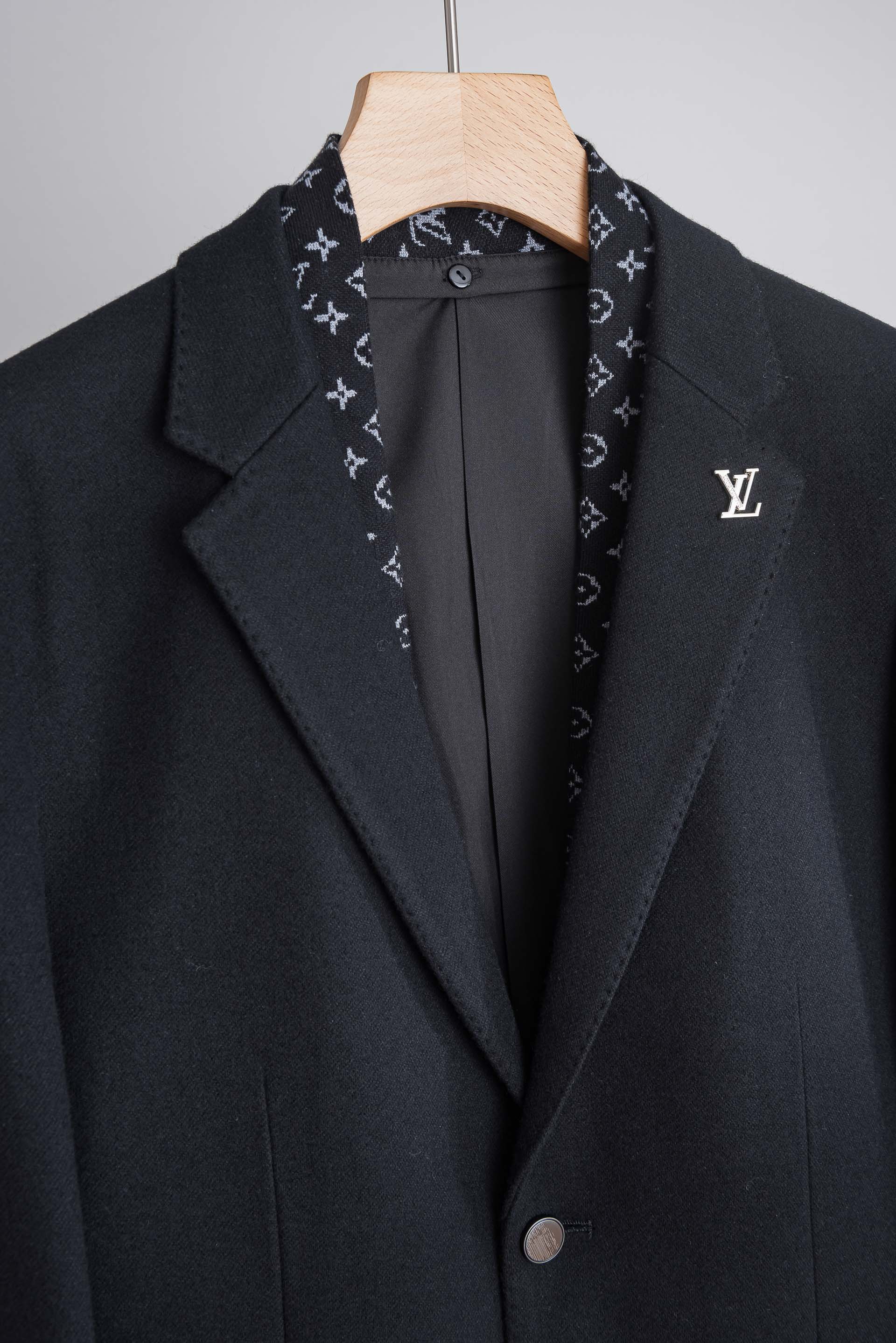suit