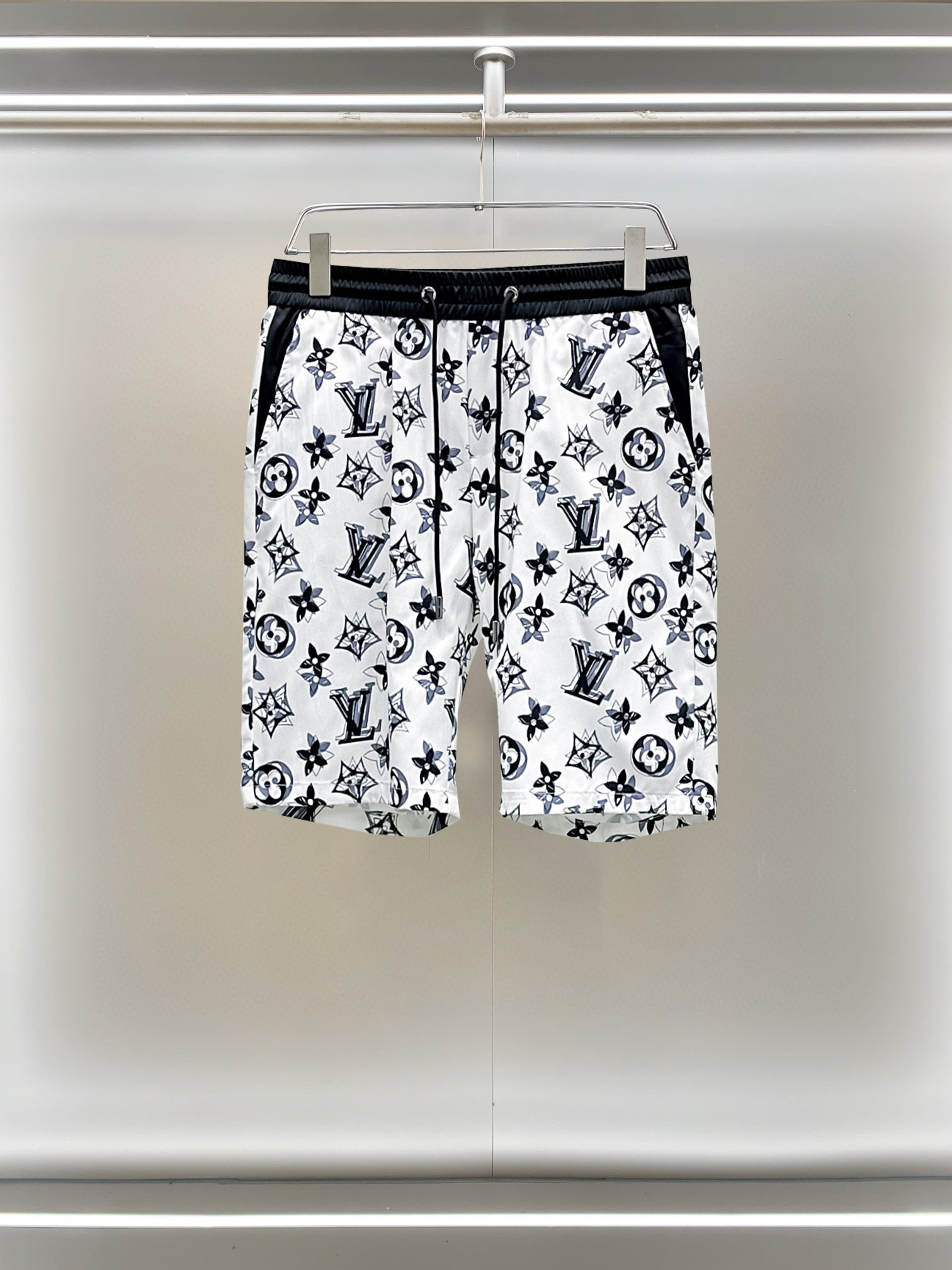 shorts Man