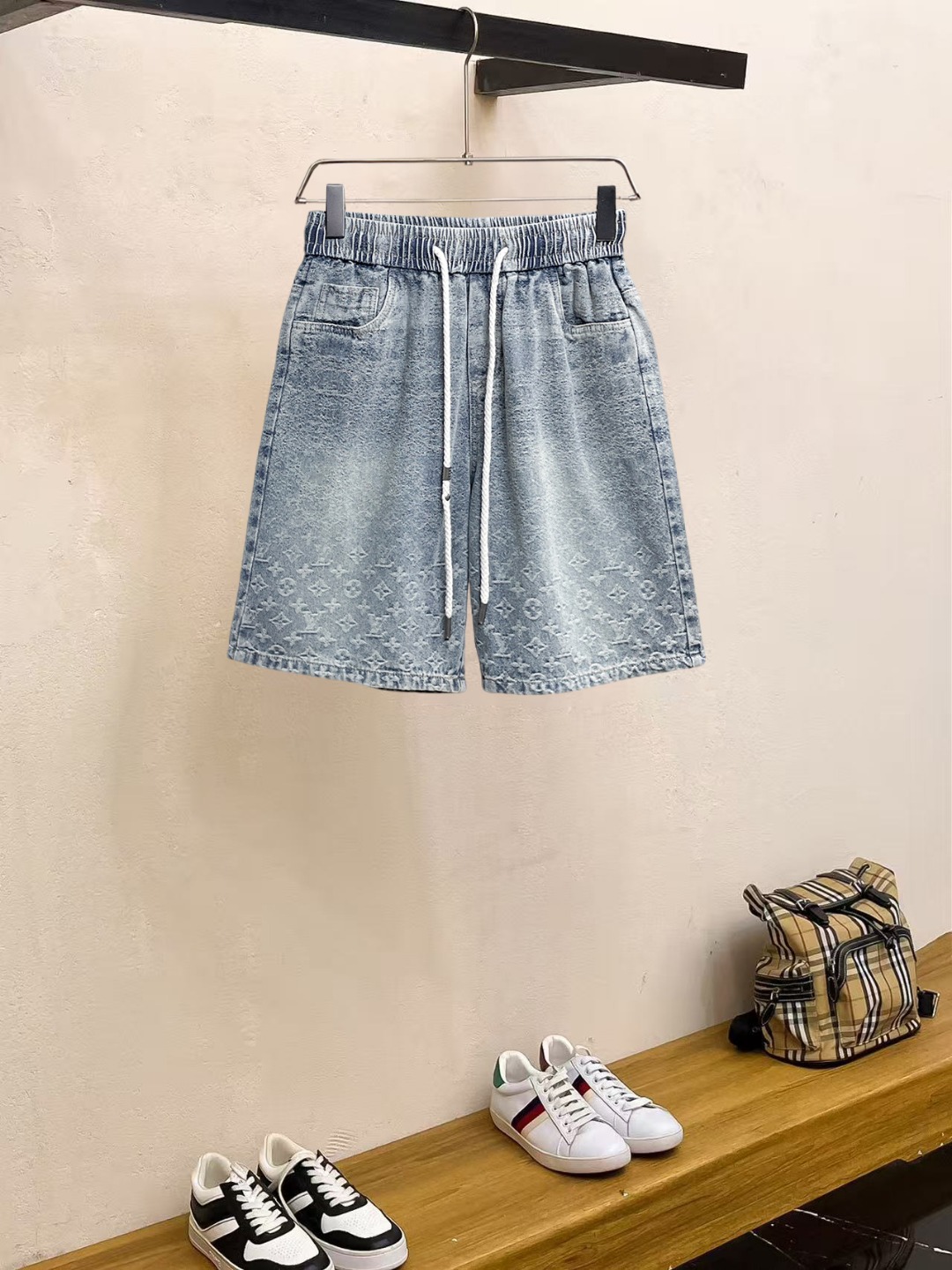 shorts Man