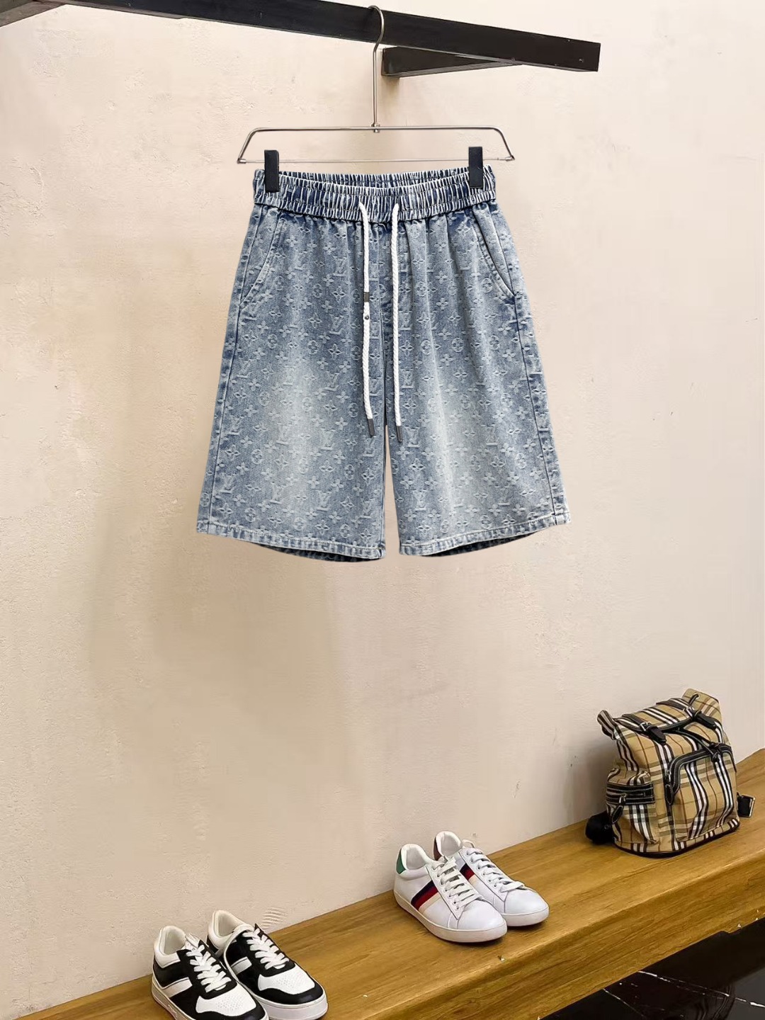shorts Man
