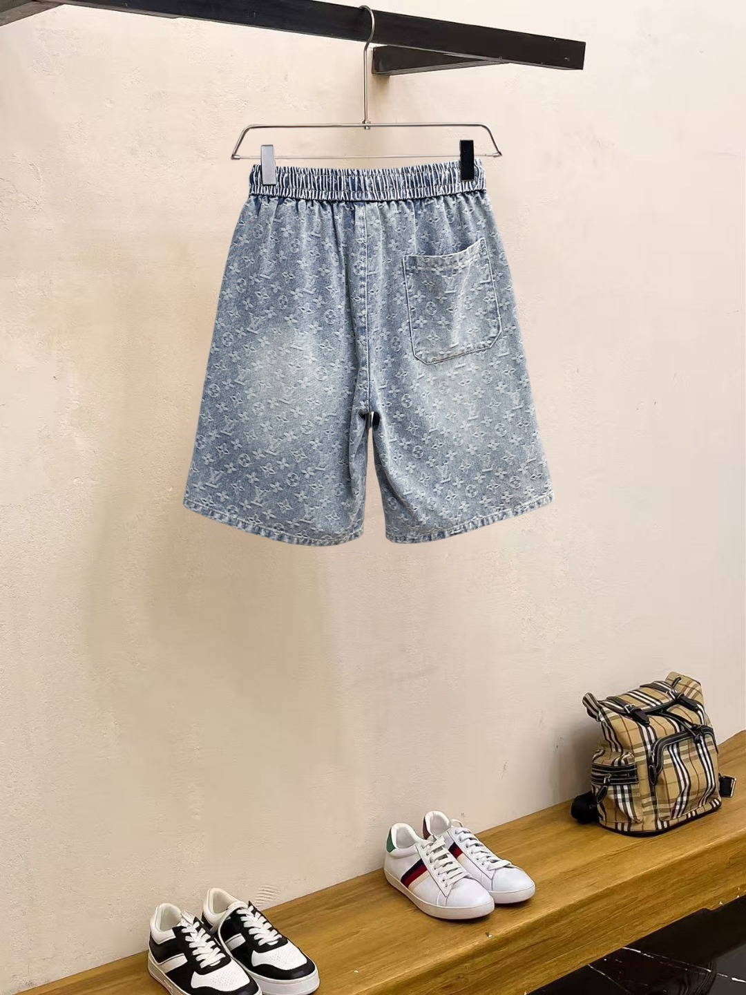 shorts Man