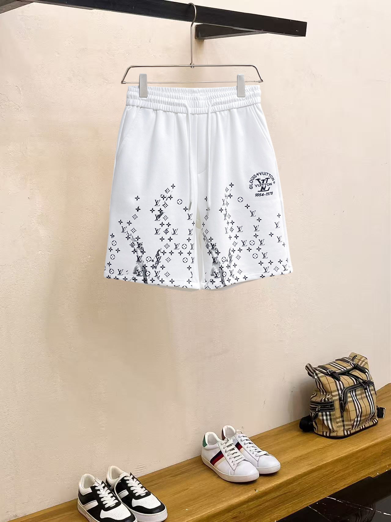 shorts Man