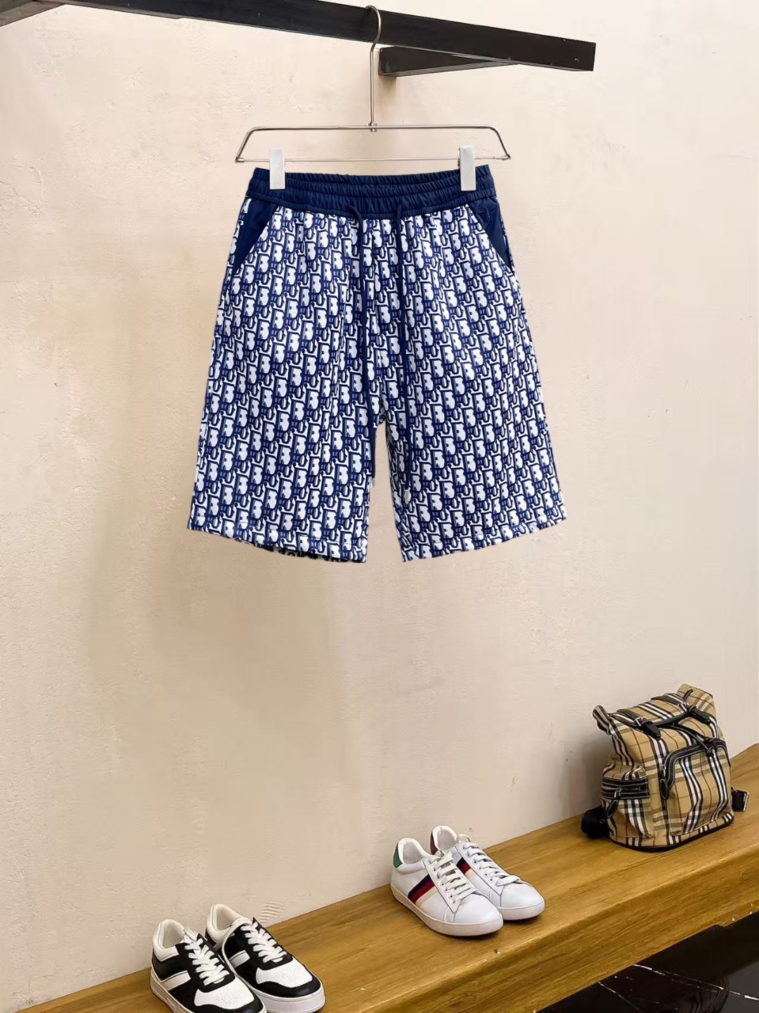 shorts Man