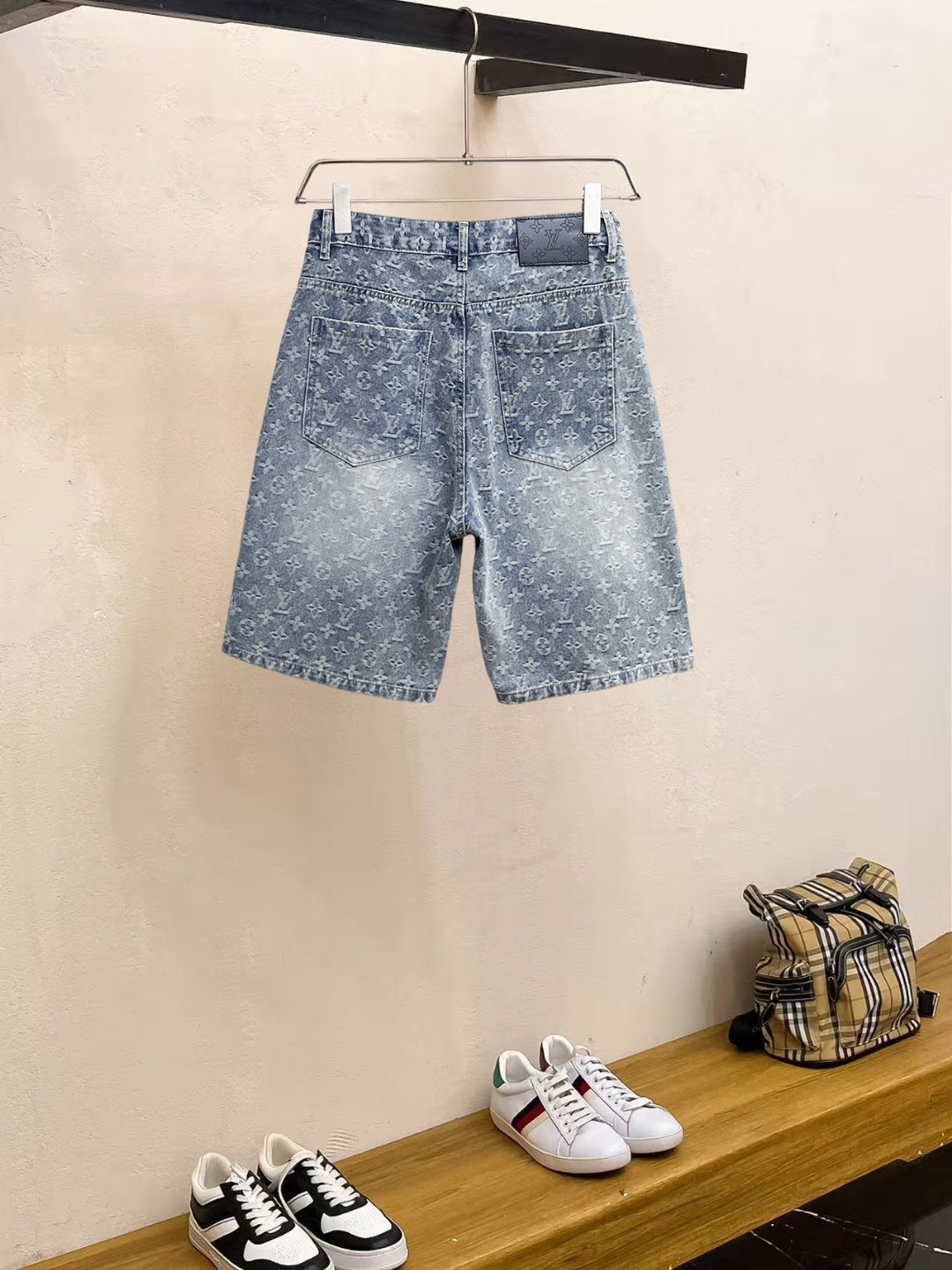 shorts Man