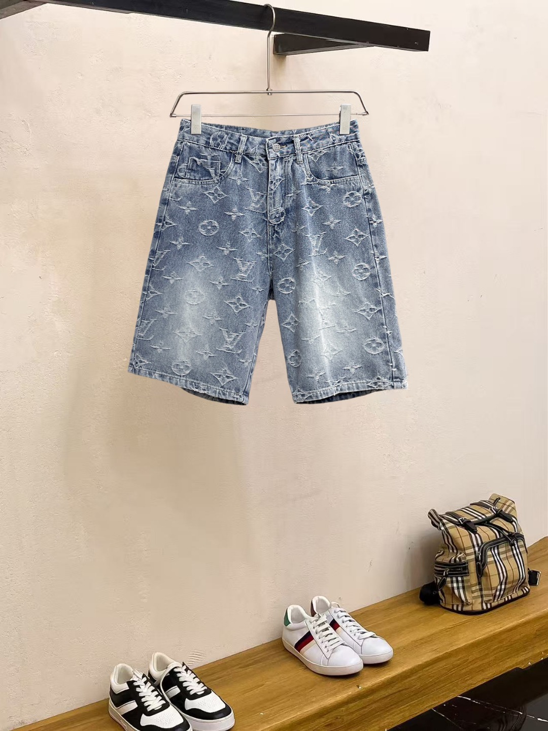 shorts Man