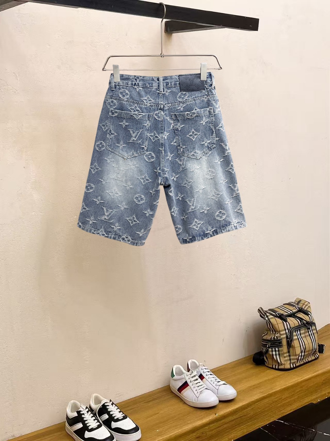 shorts Man