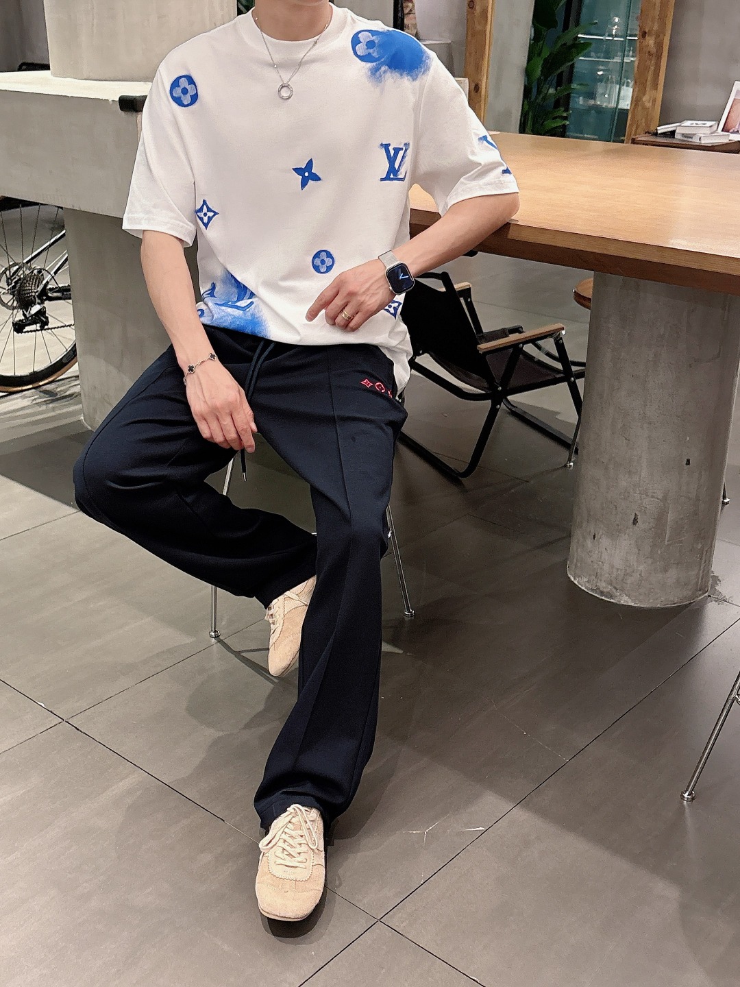 T-shirt