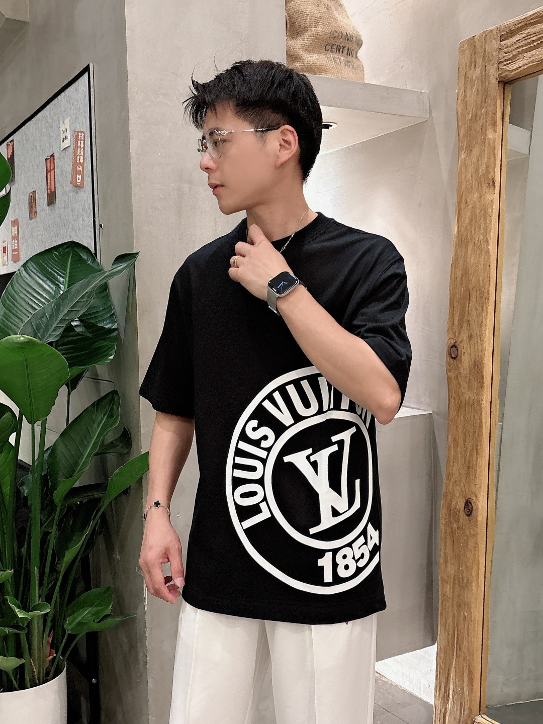T-shirt