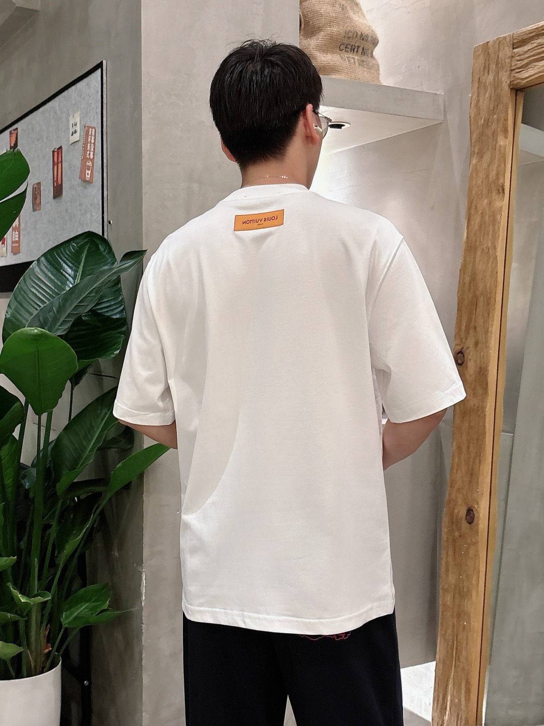 T-shirt