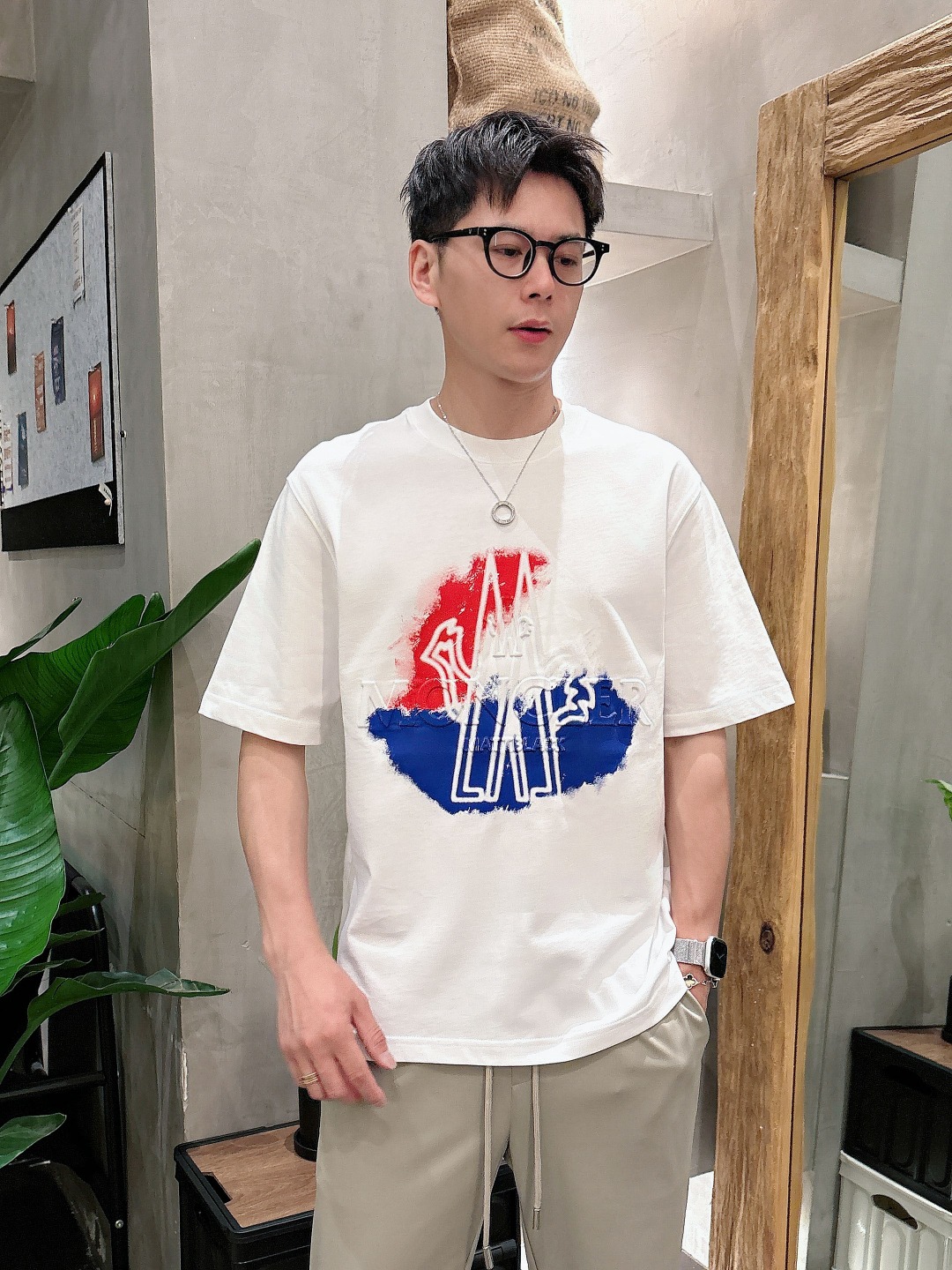 T-shirt