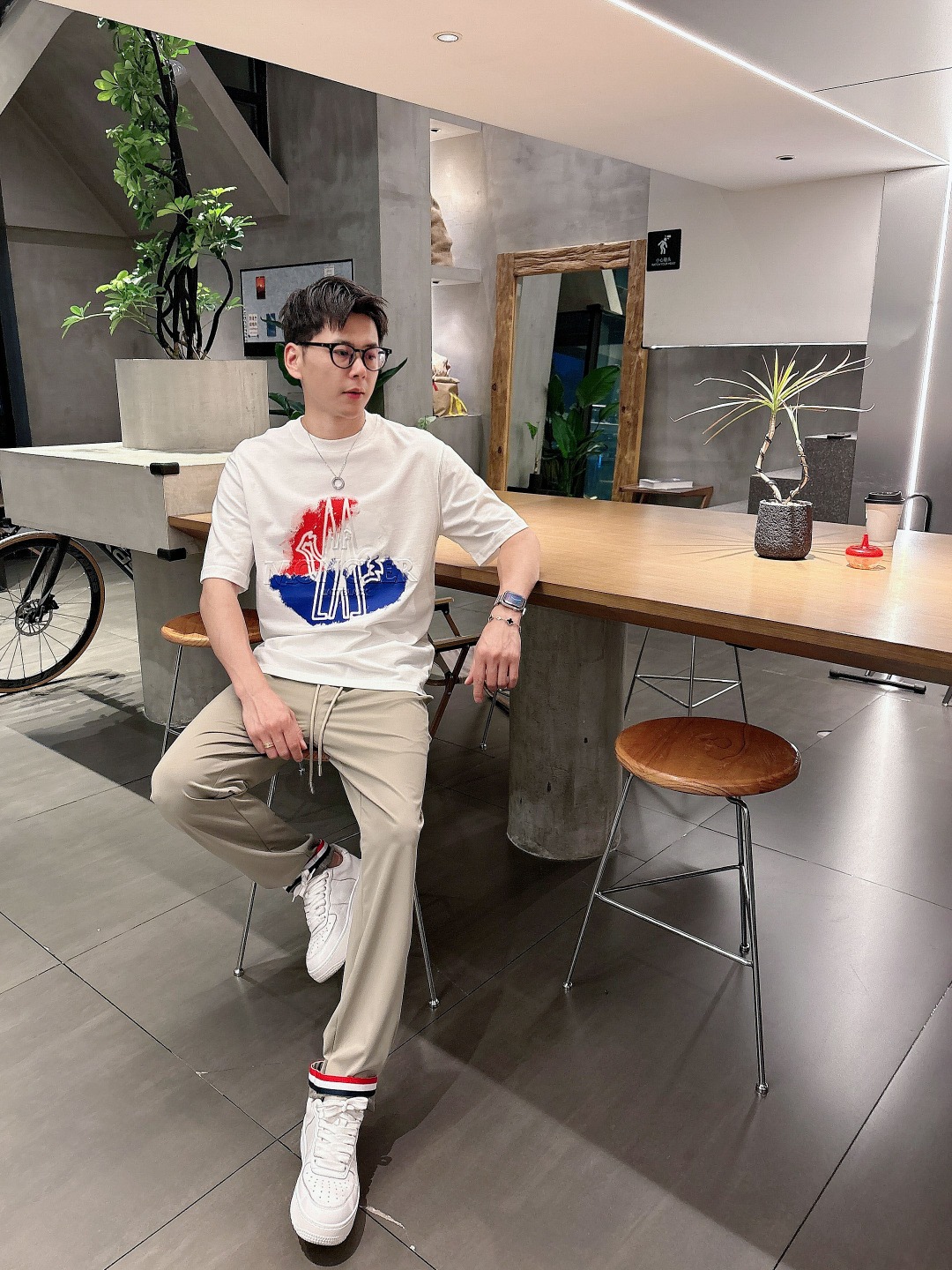 T-shirt