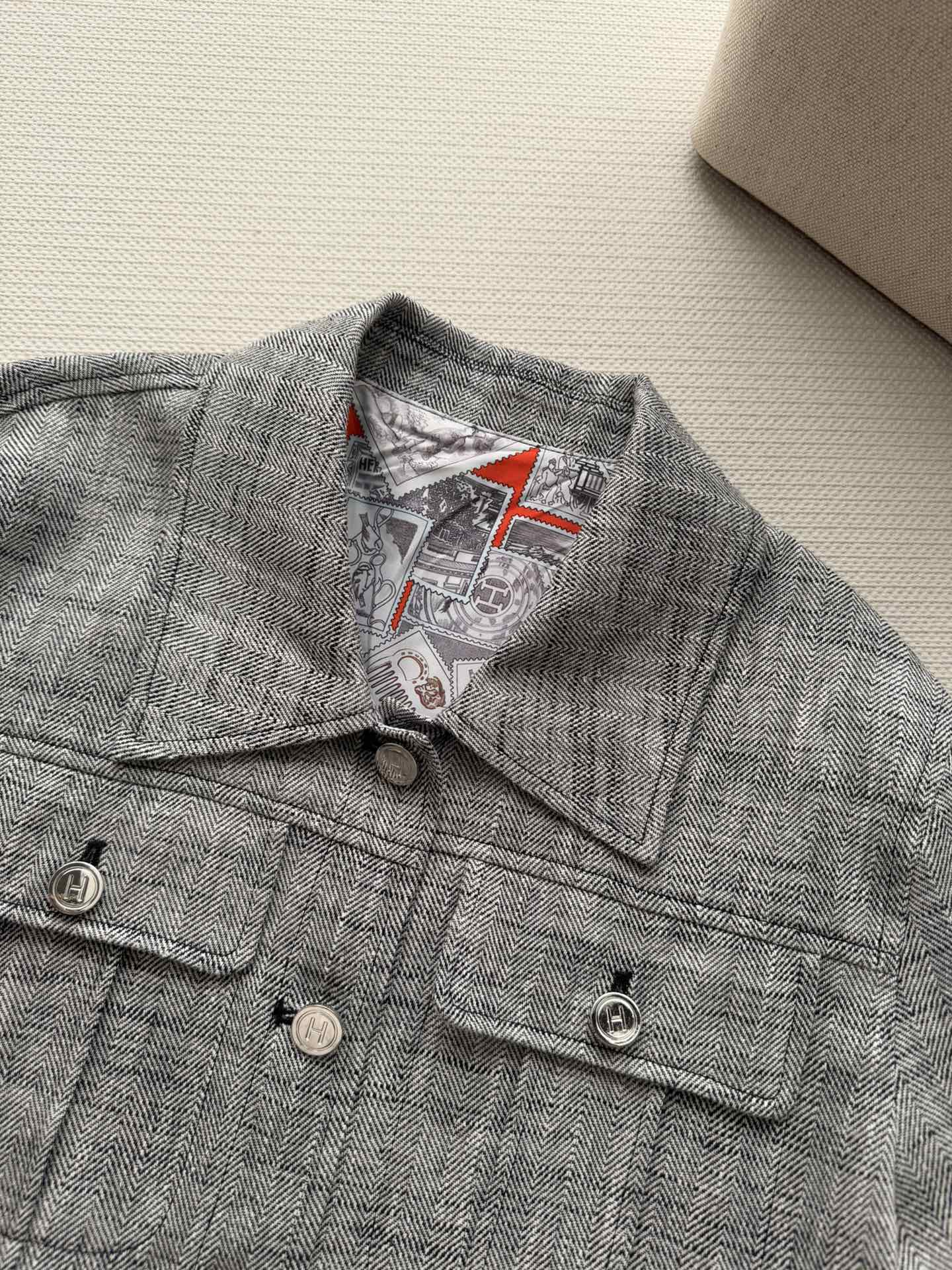 Women's Jackets