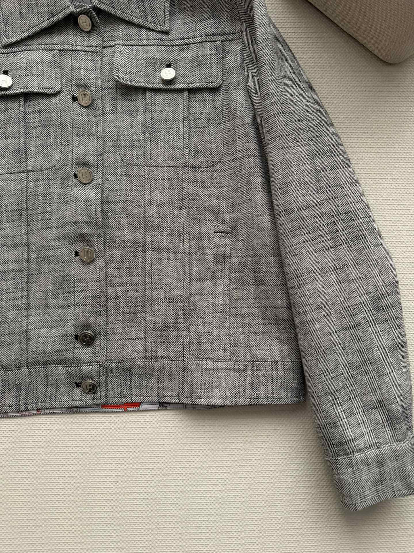 Women's Jackets