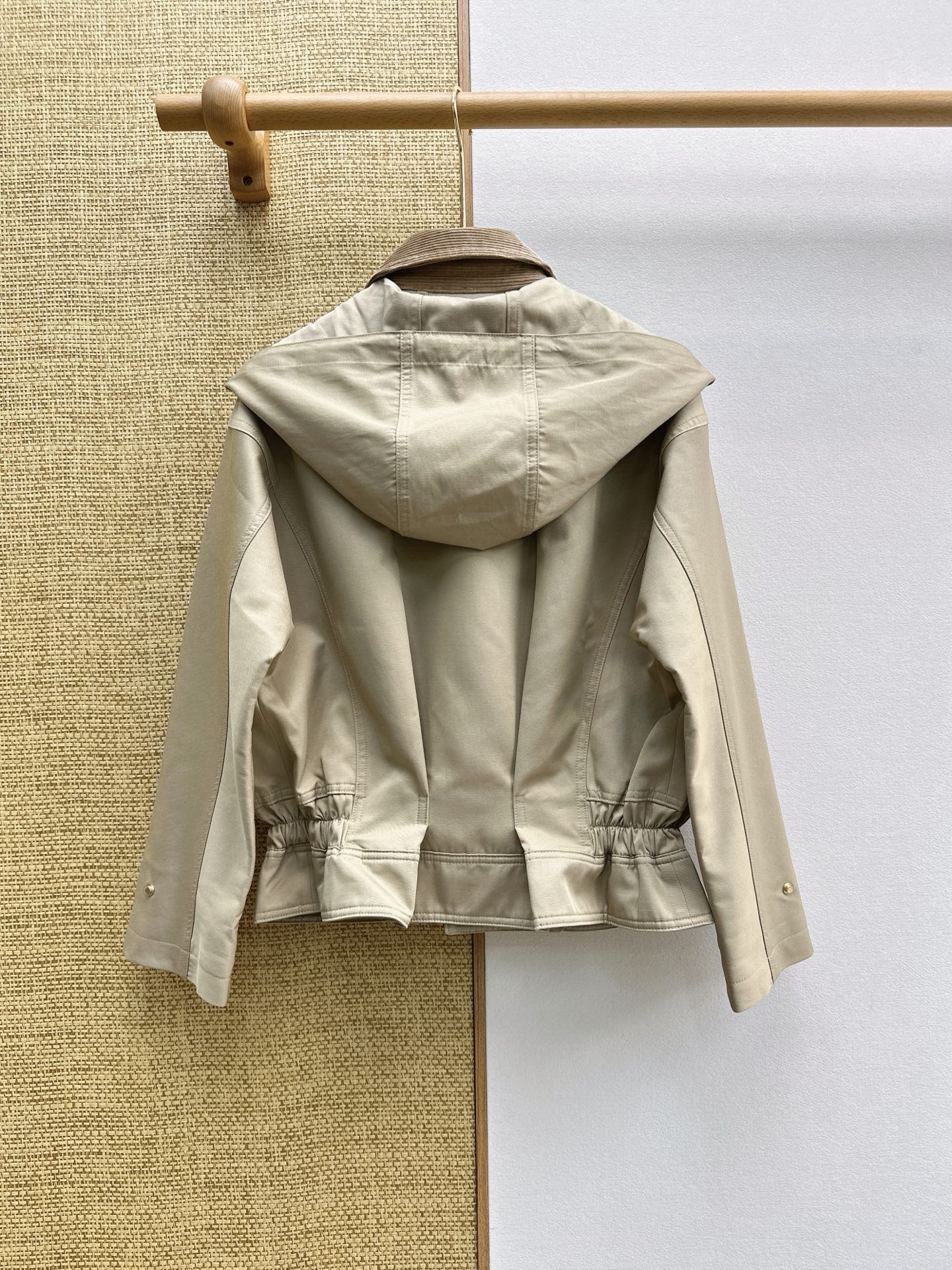 Women's Jackets