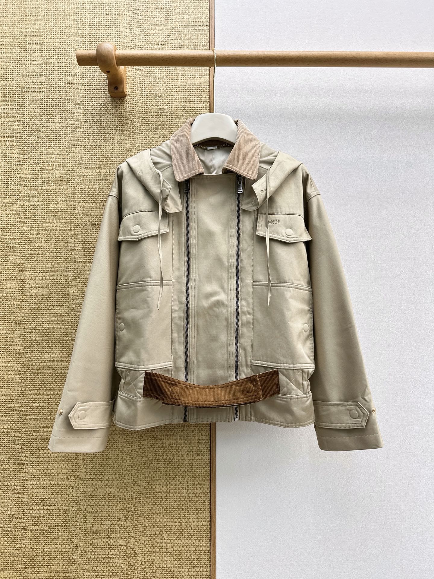 Women's Jackets