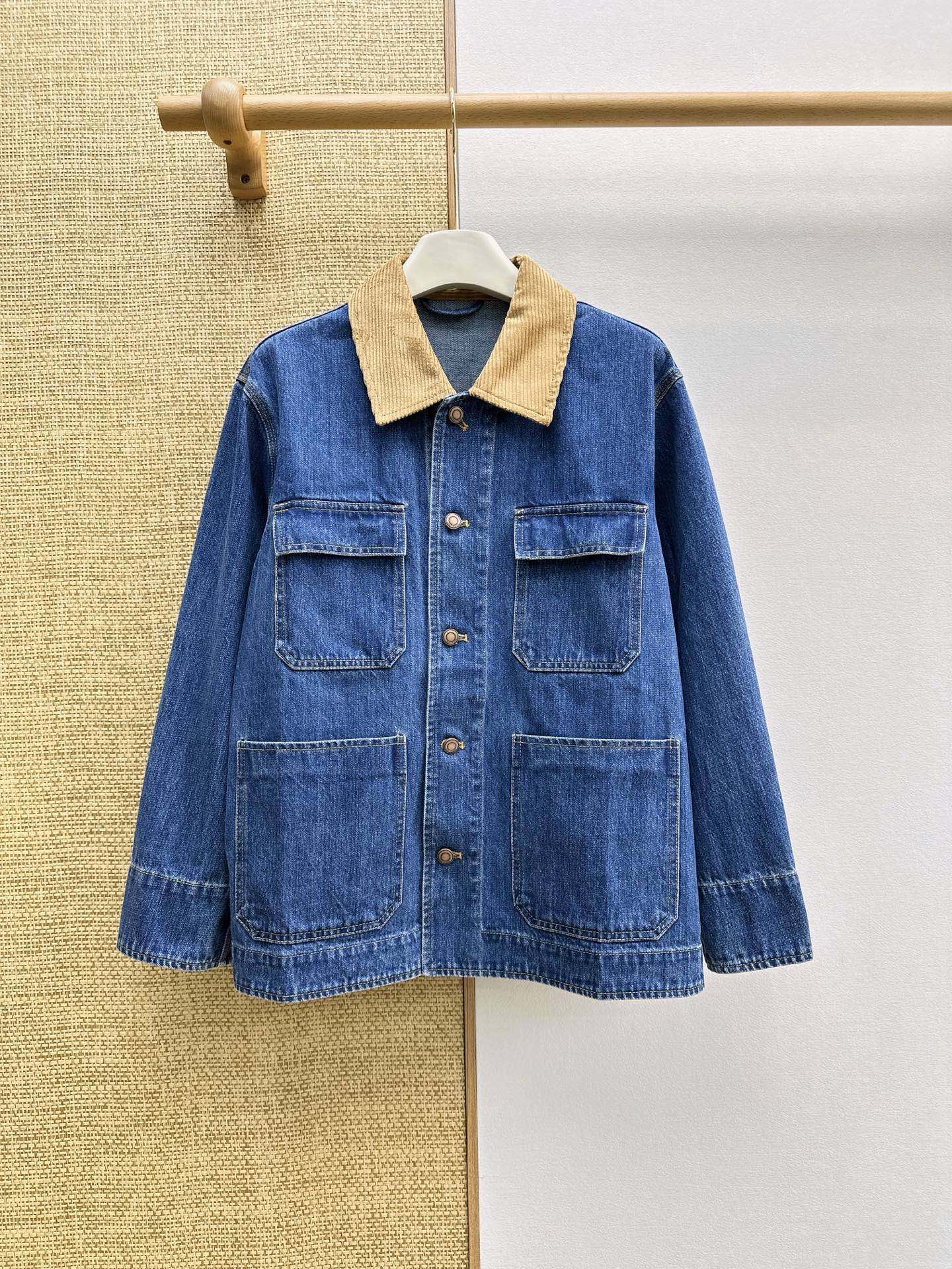 Women's Jackets