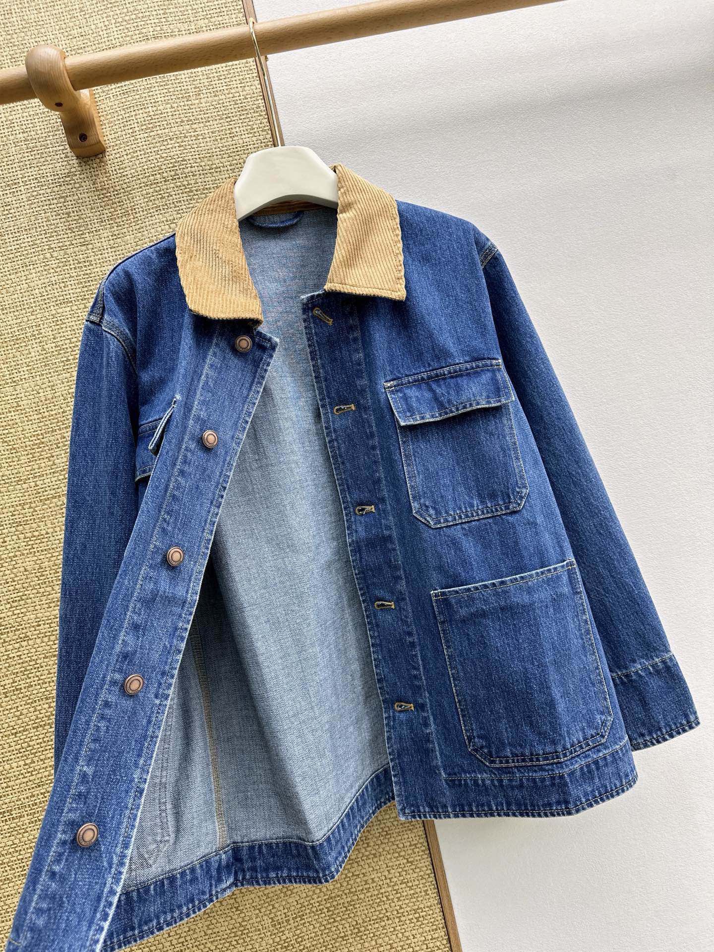 Women's Jackets