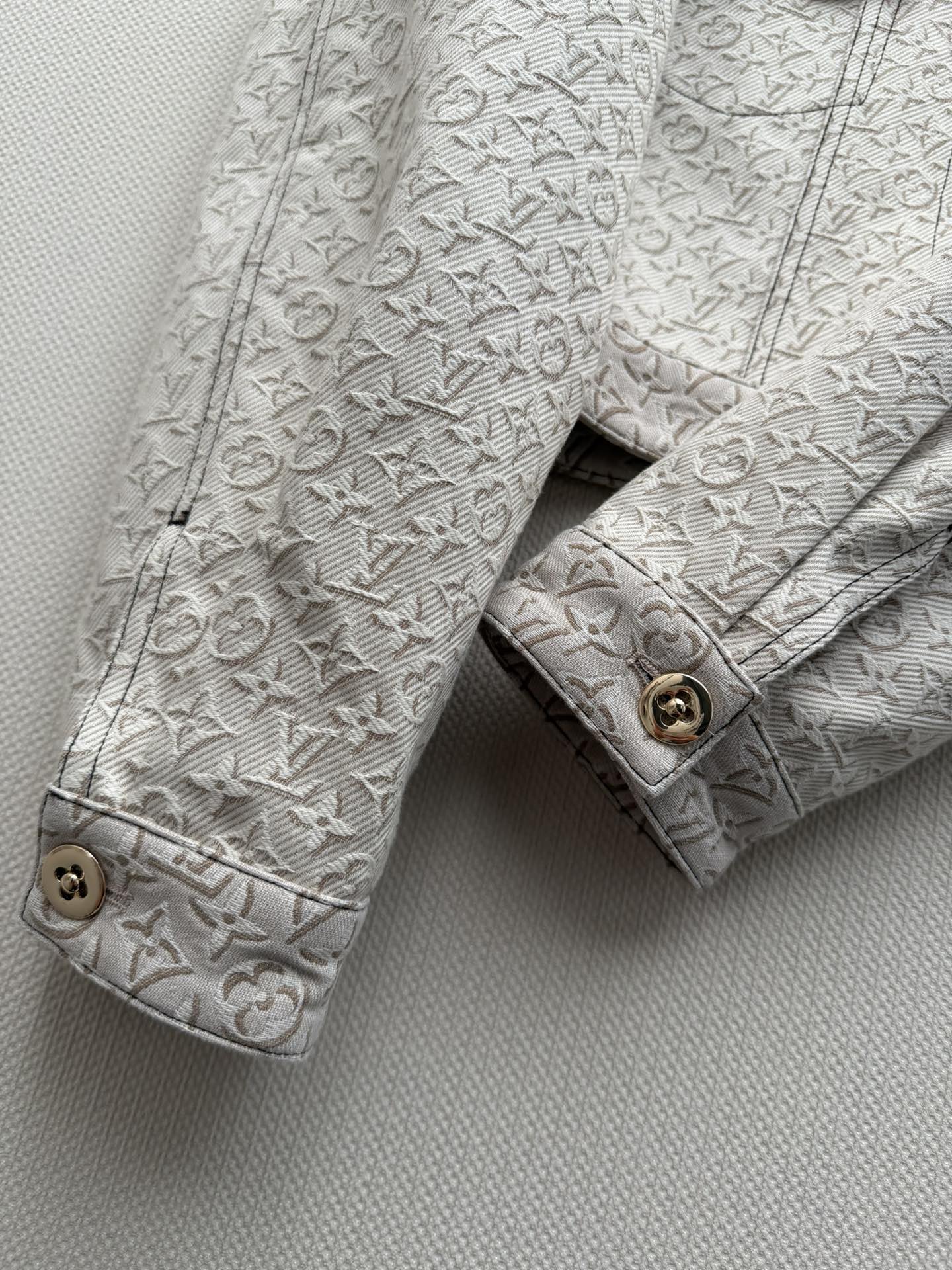 Women's Jackets