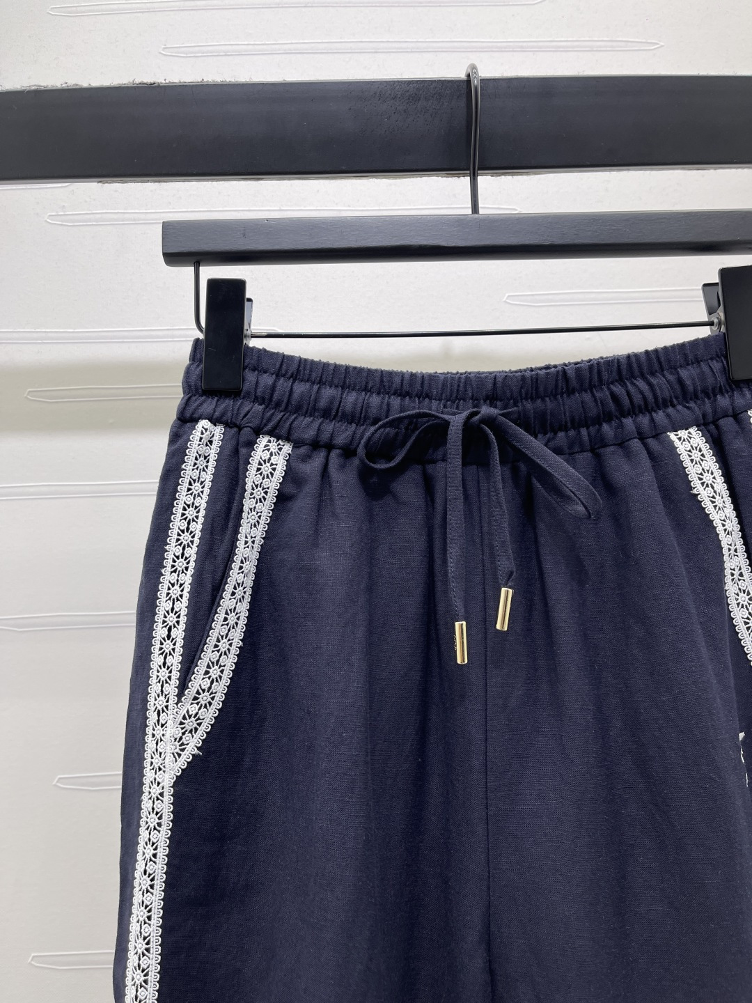 Pants woman