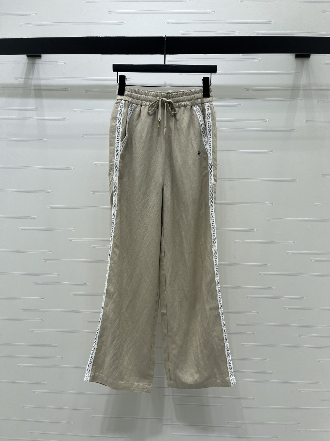 Pants woman
