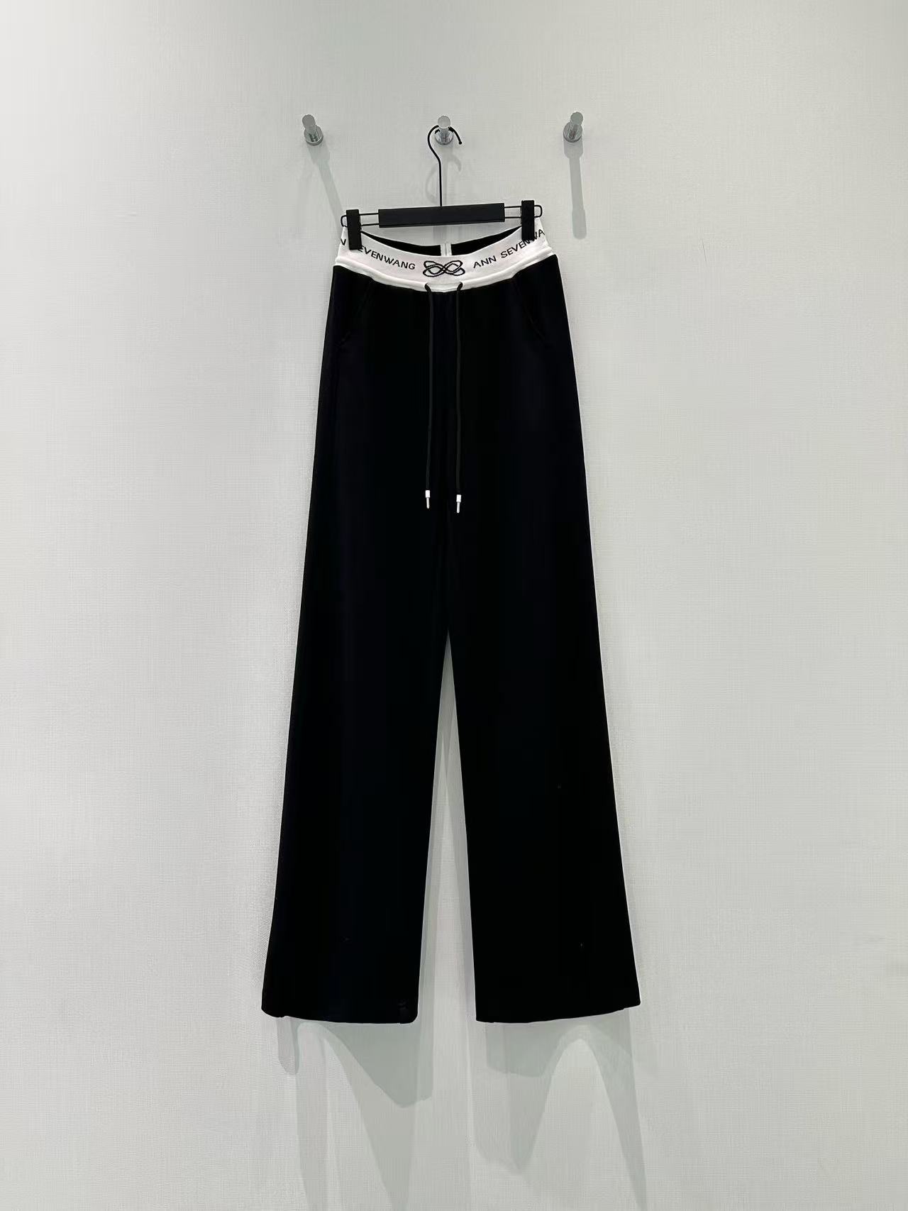 Pants woman