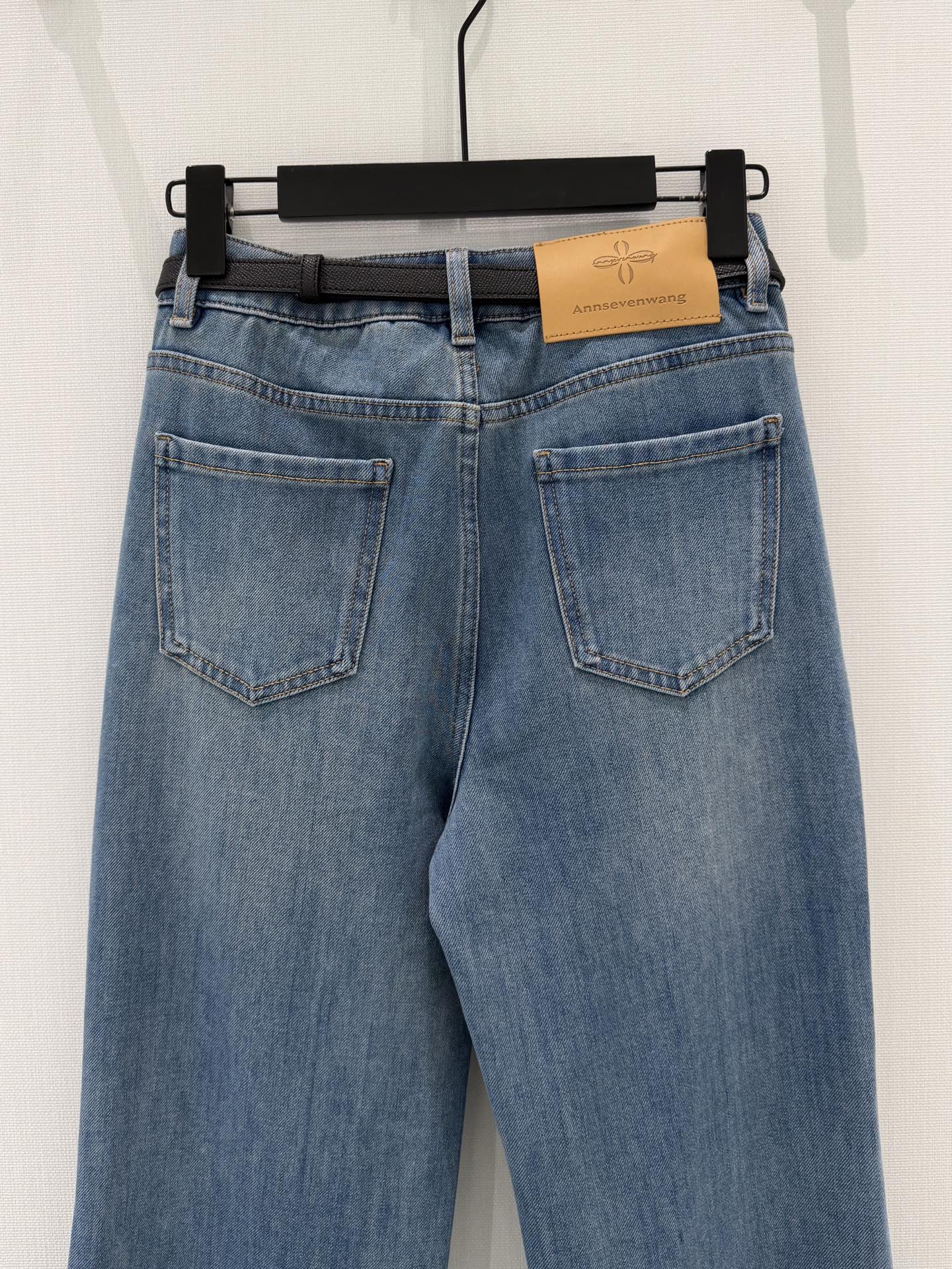 Pants woman