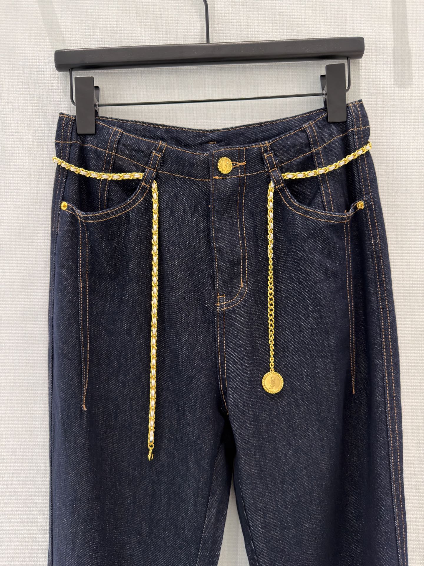 Pants woman