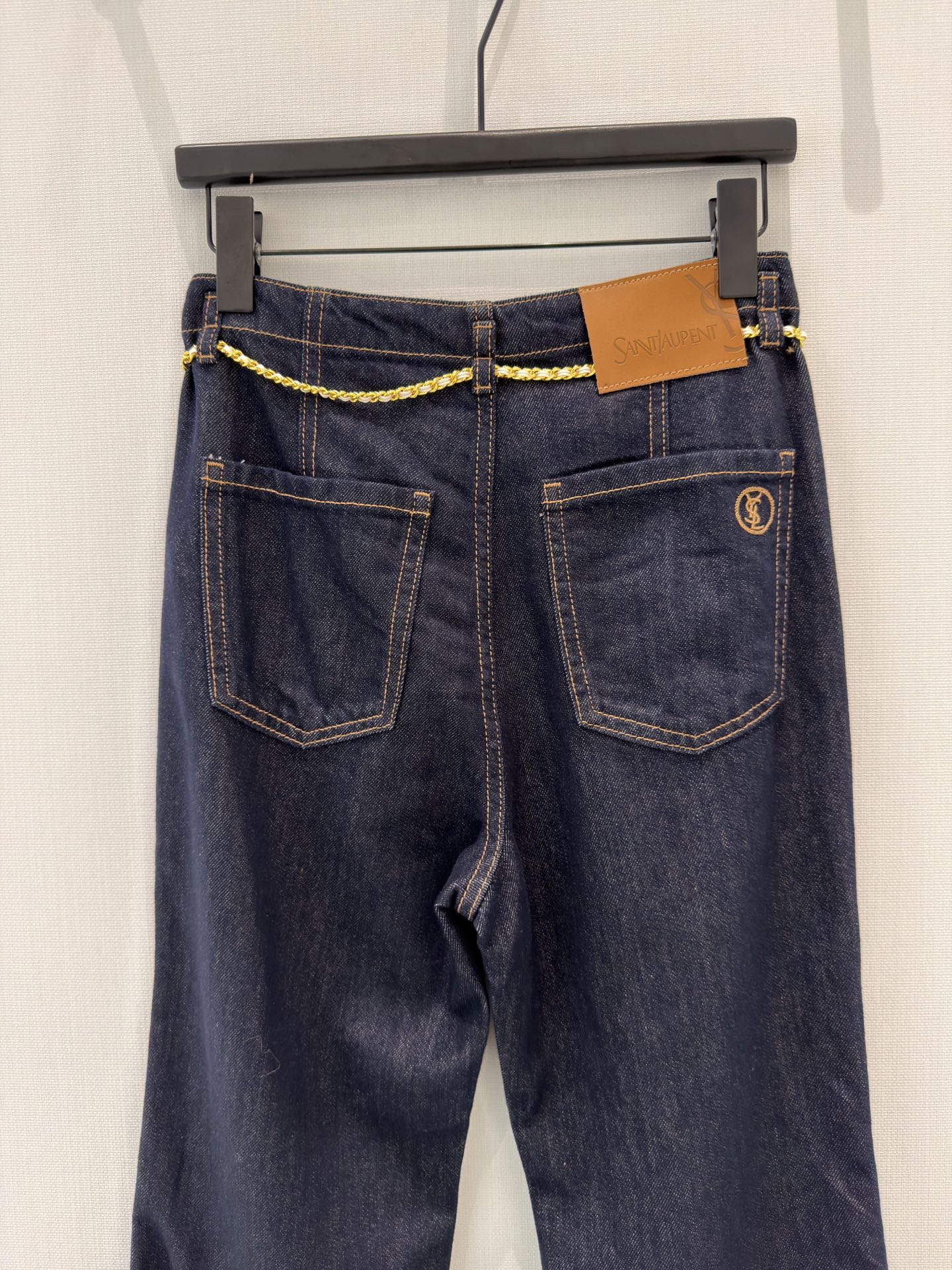 Pants woman