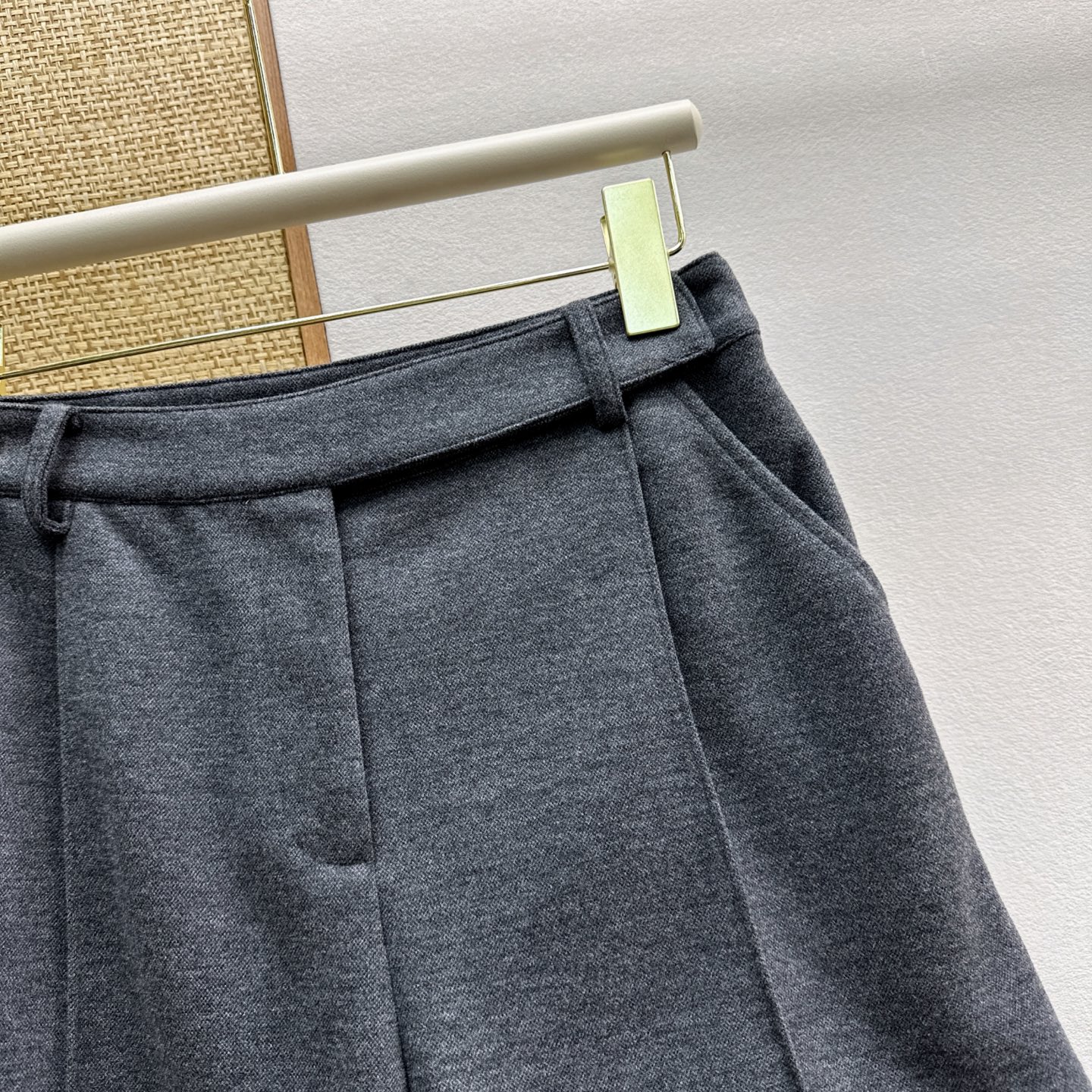 Pants woman