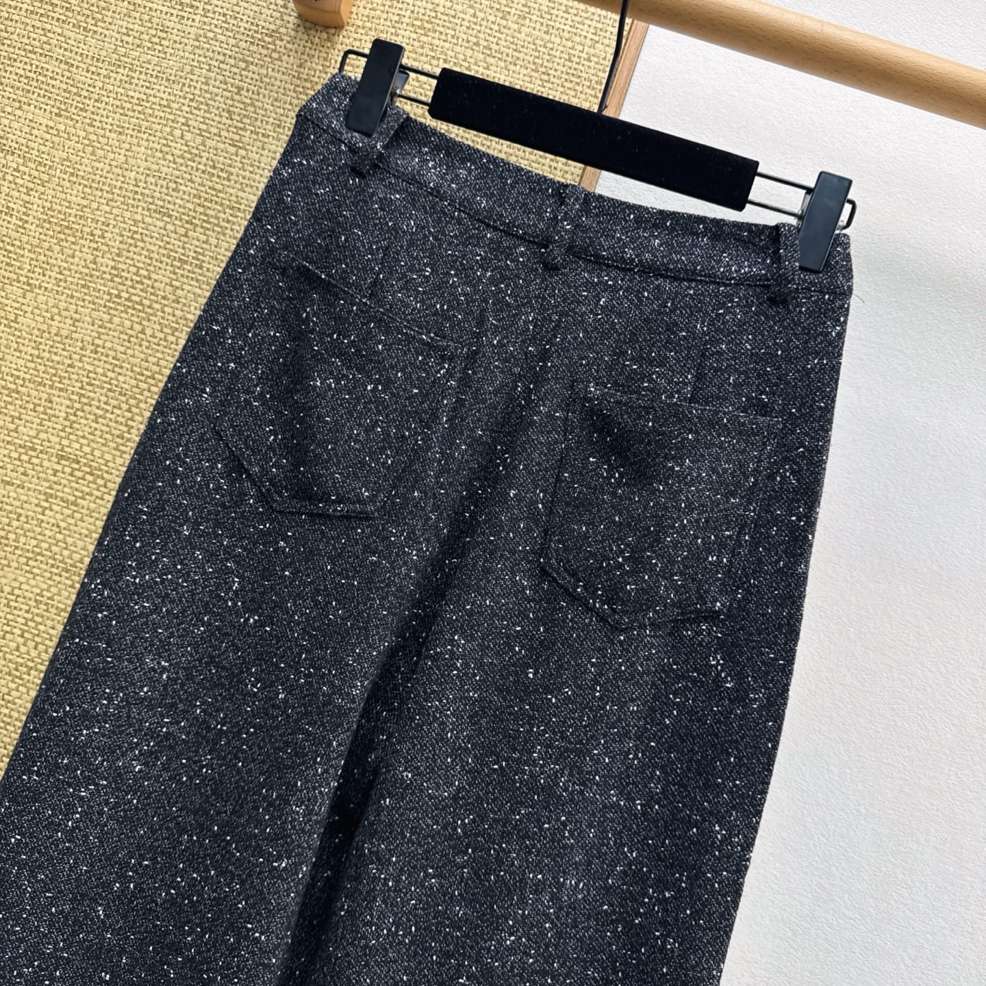 Pants woman