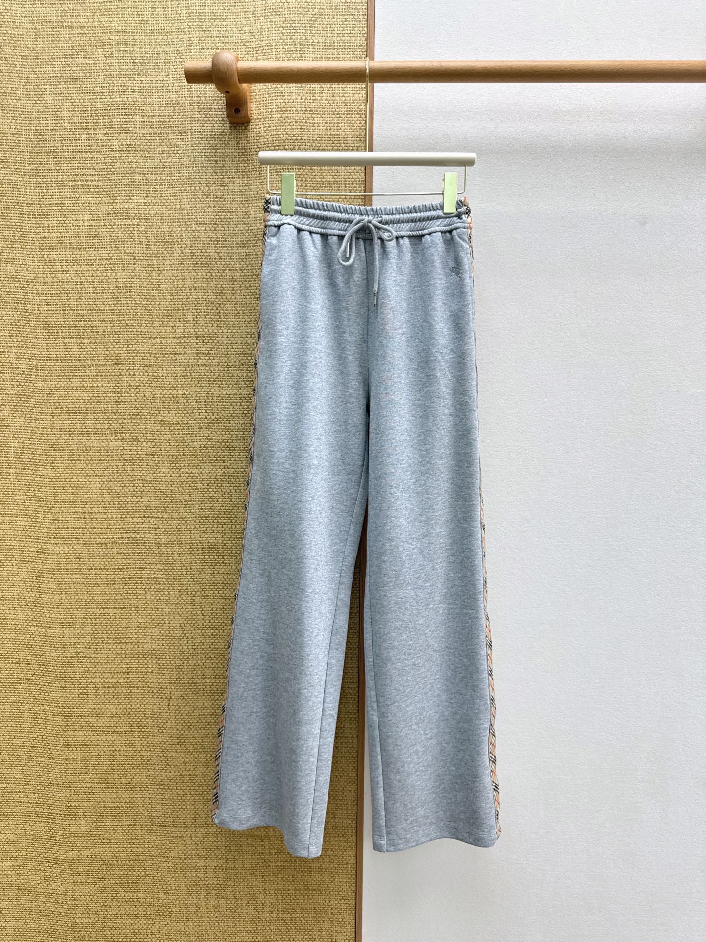 Pants woman