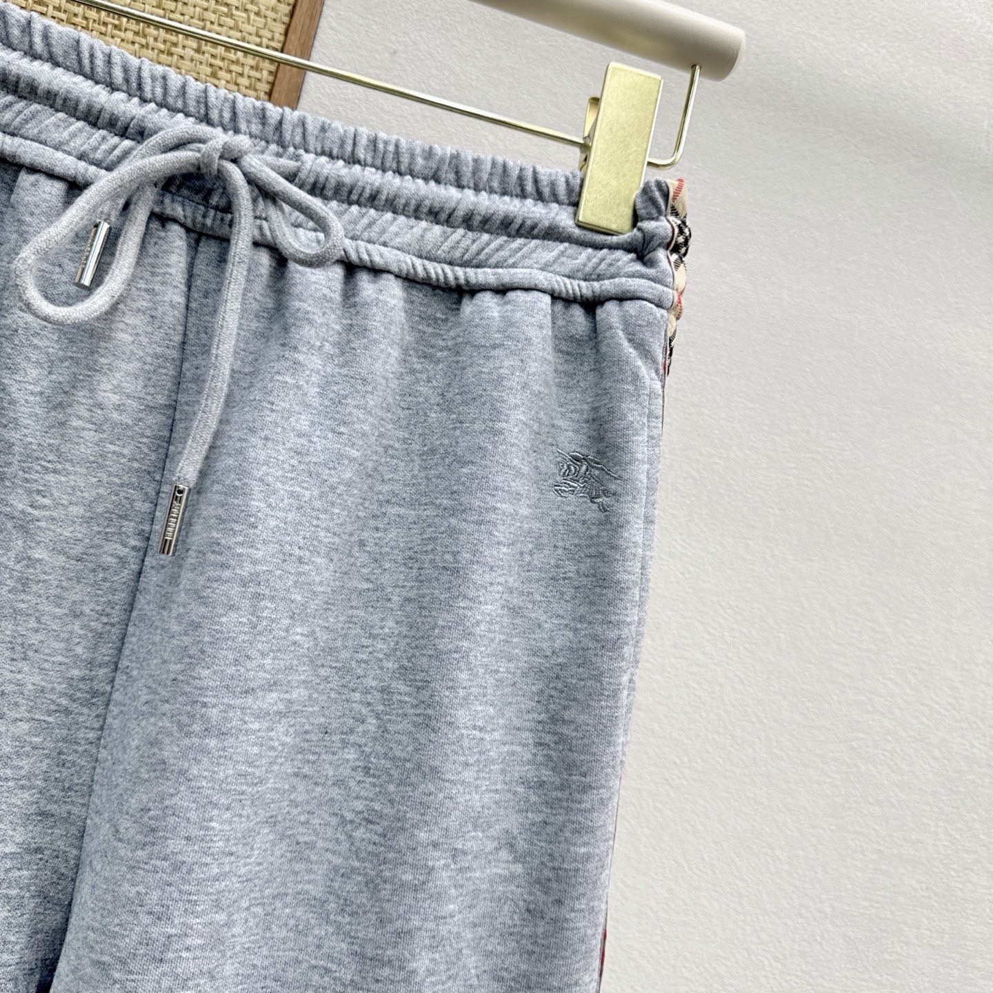 Pants woman
