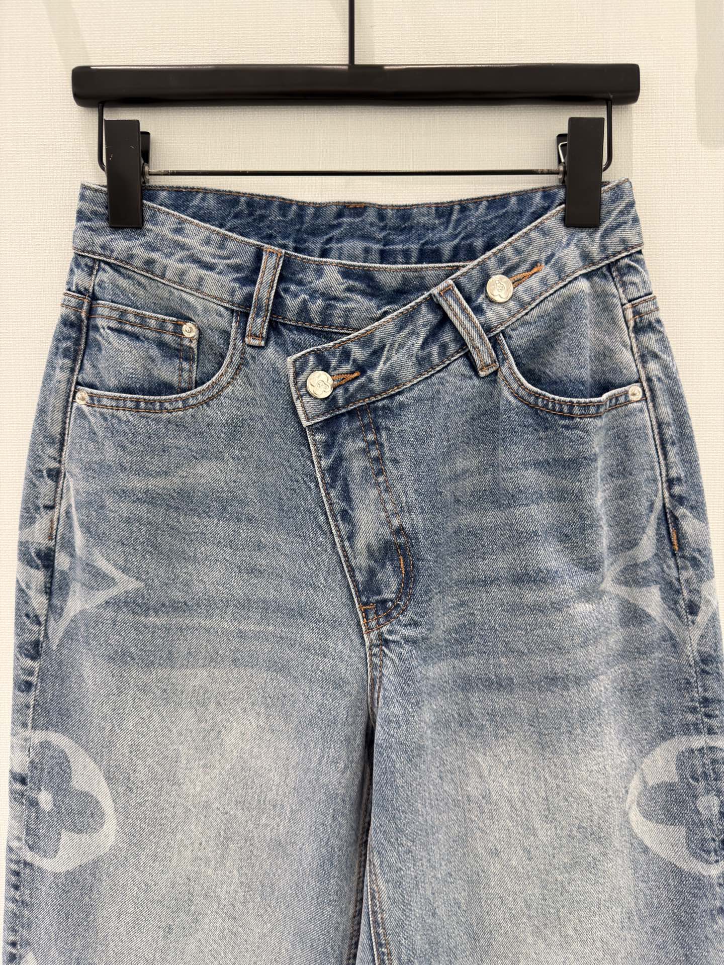 Pants woman