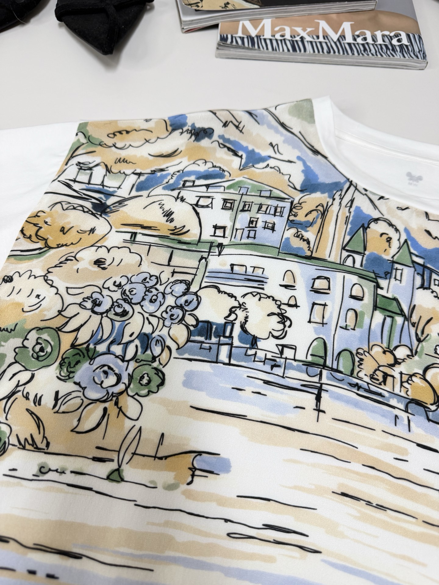 T-shirt
