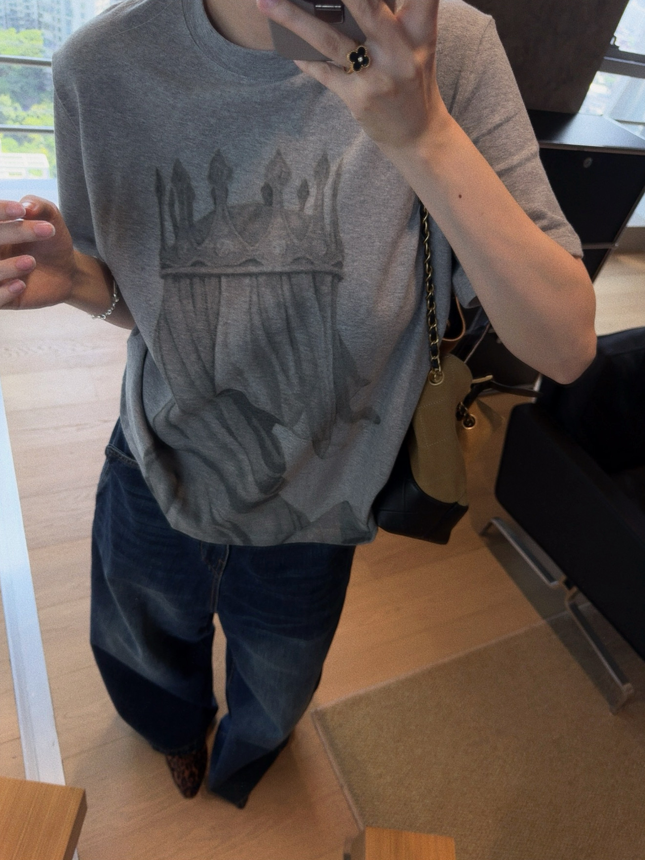 T-shirt