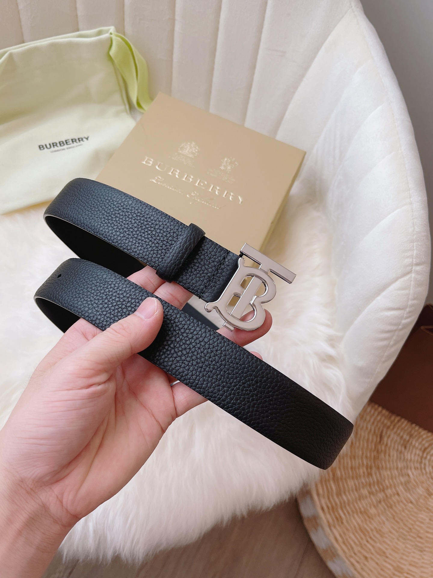 Burberry belt