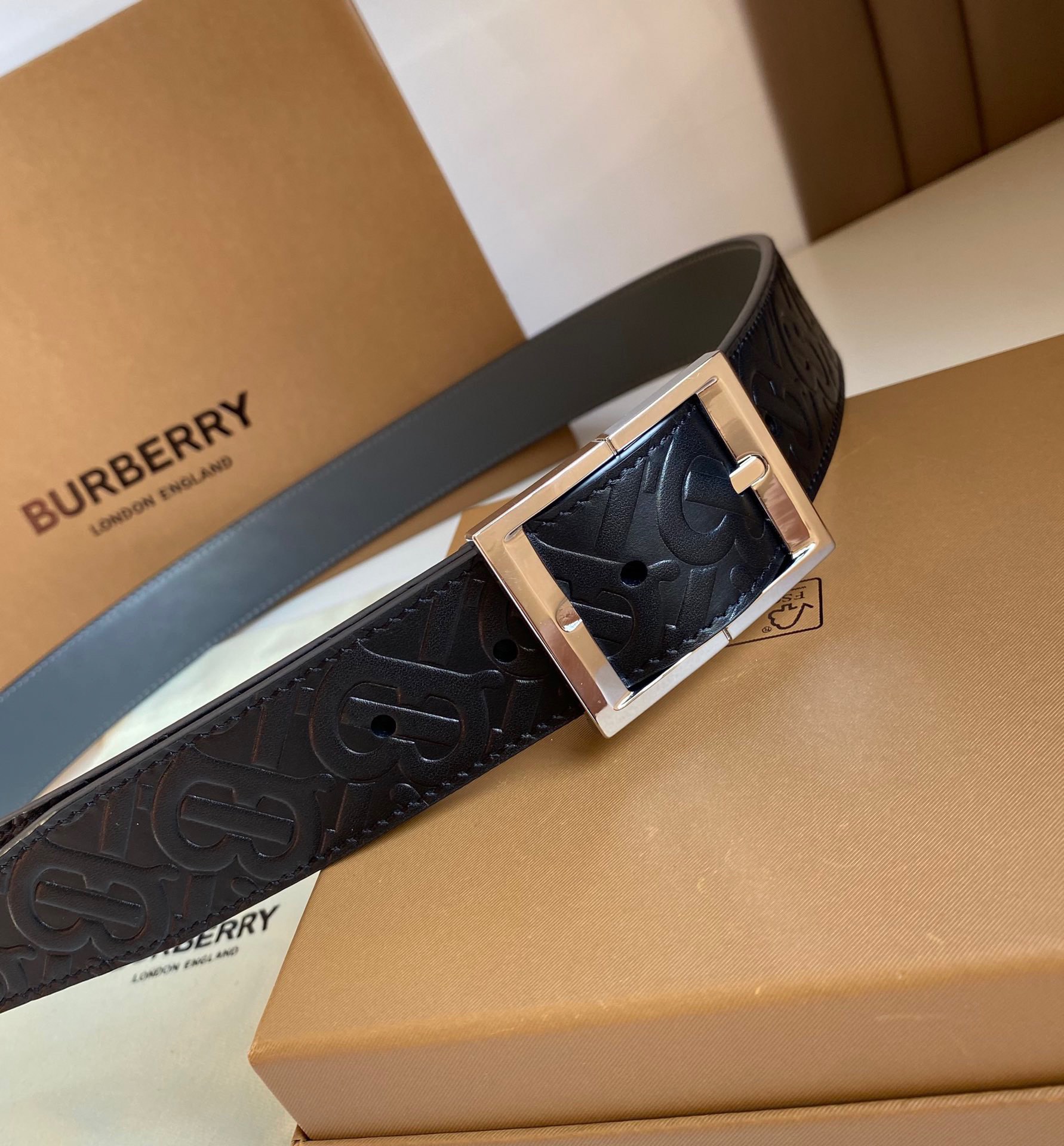 Burberry belt