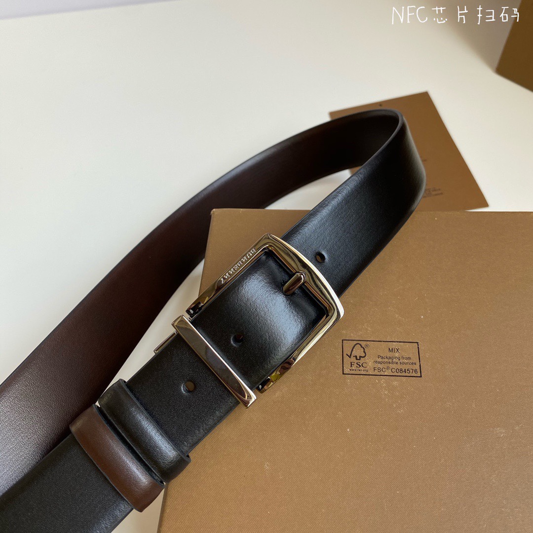 Burberry belt