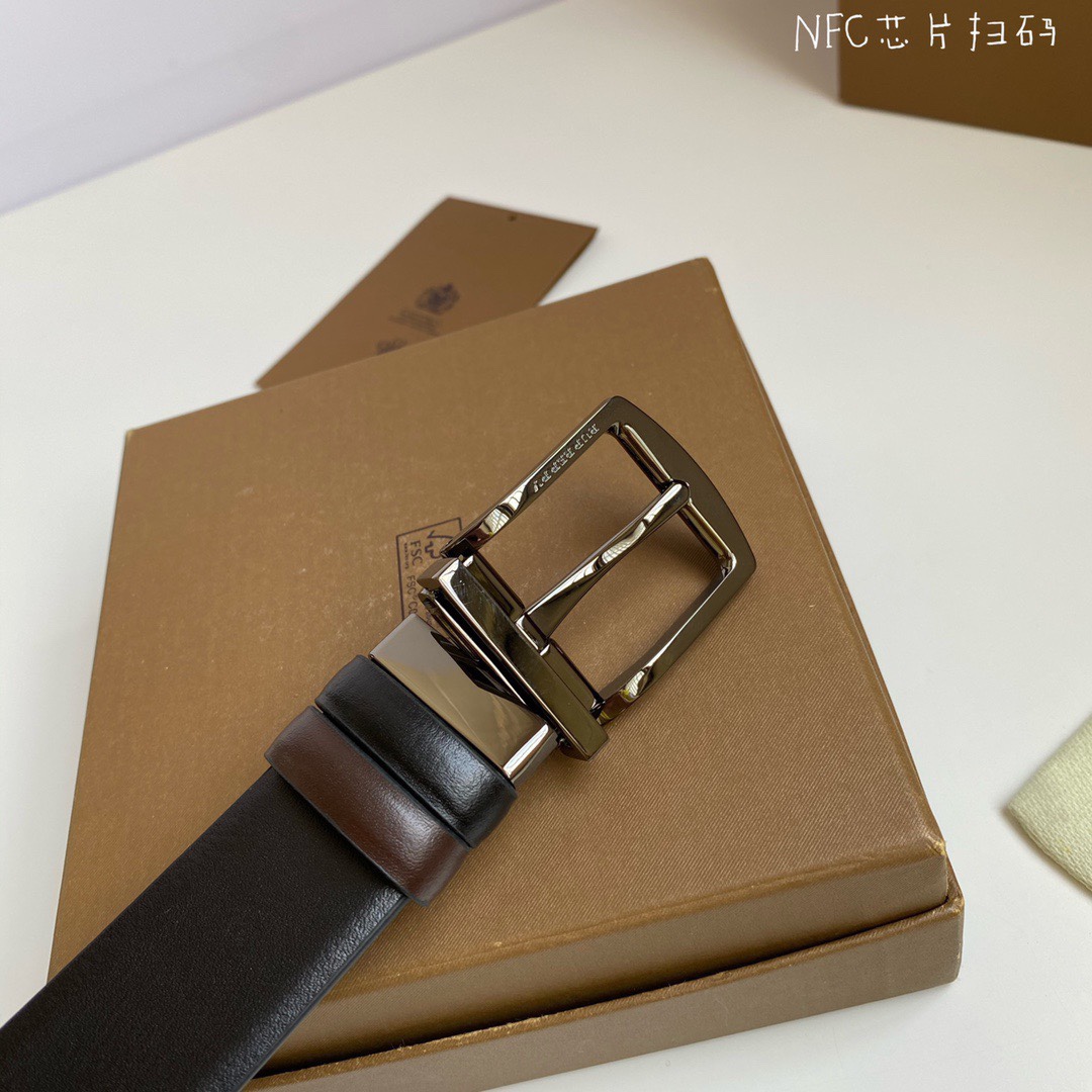 Burberry belt